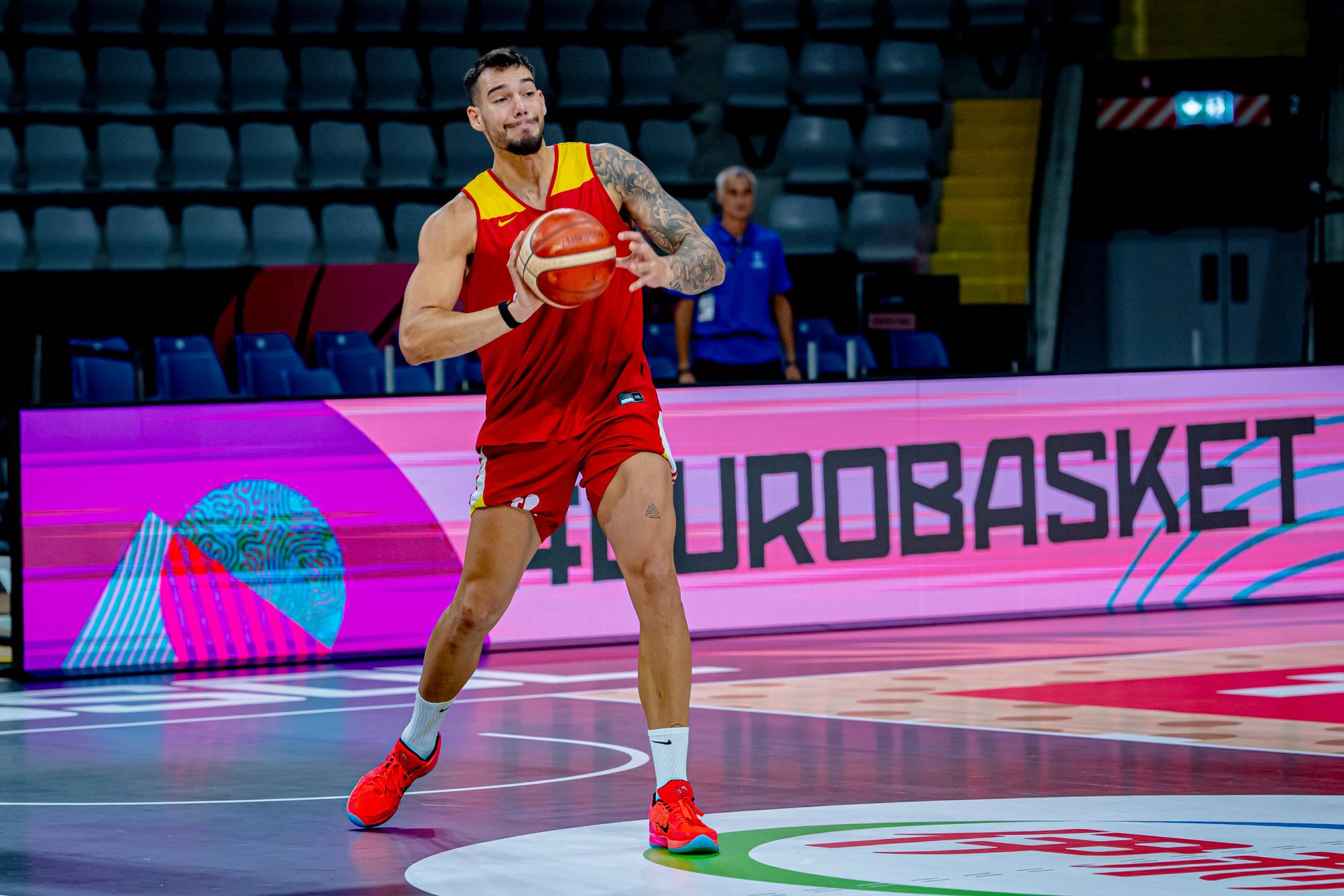 Willy Hernangómez, durante un entrenamiento de la selección.