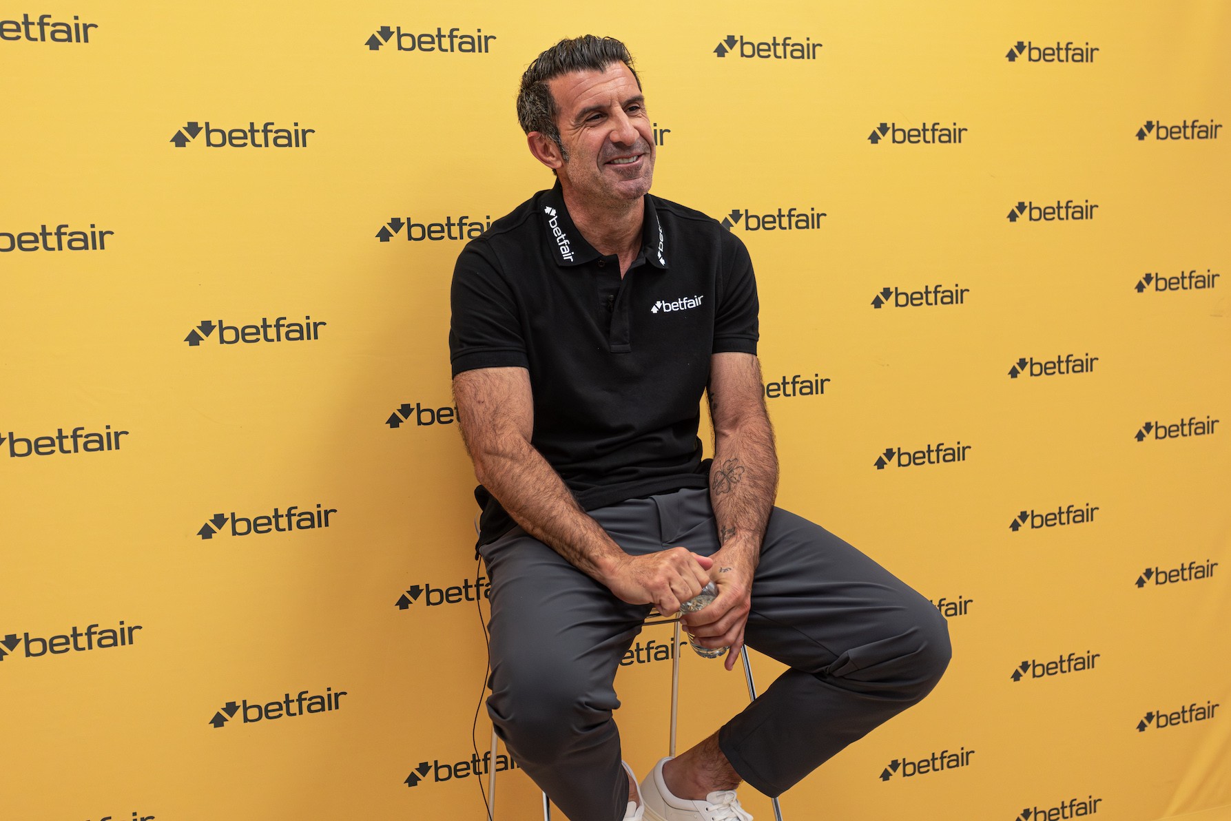 figo-para-el-madrid-fichar-a-a-pedri-para-el-bar-a-a-valverde