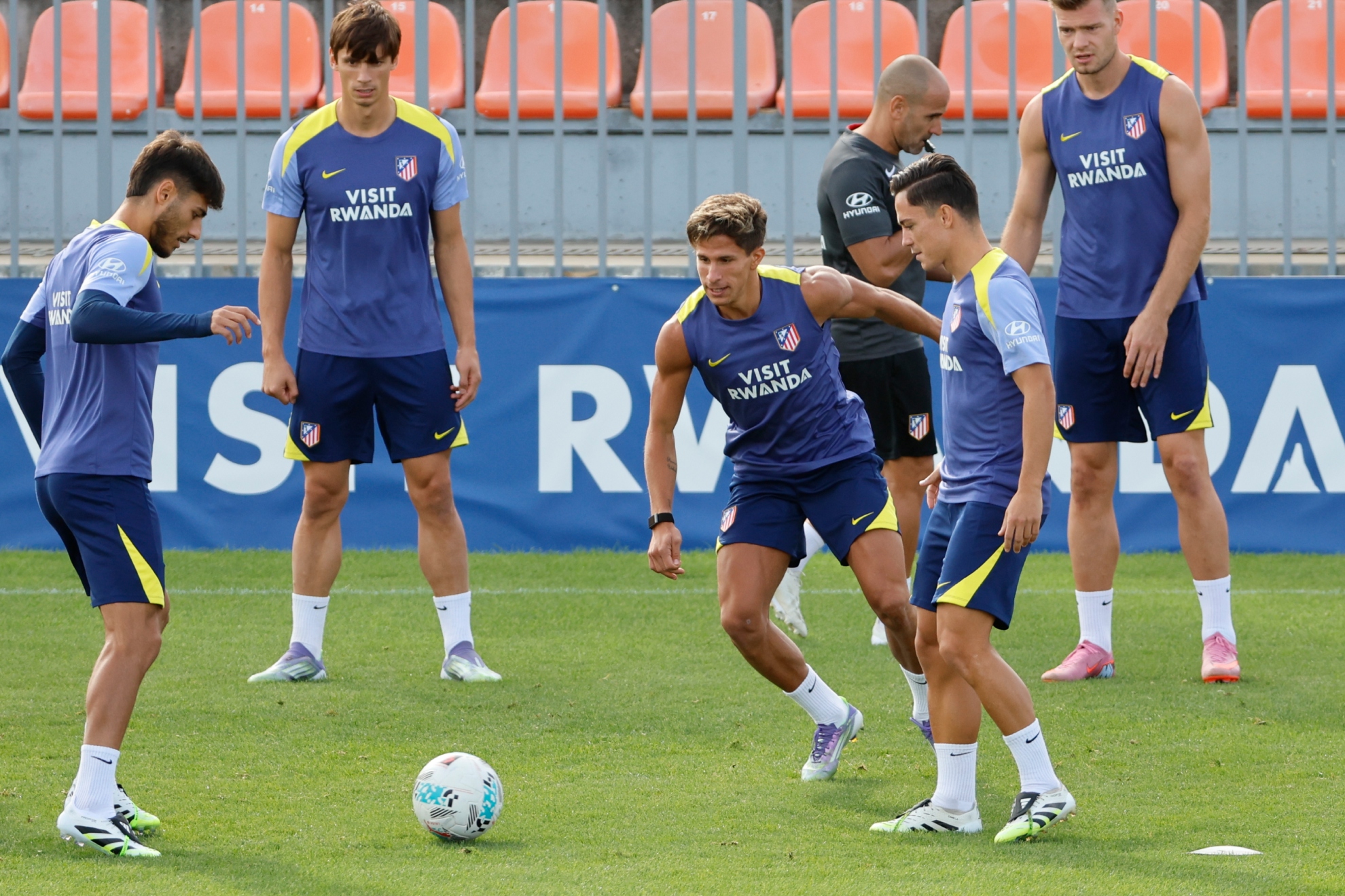 LOS INTERNACIONALES, DE VUELTA.