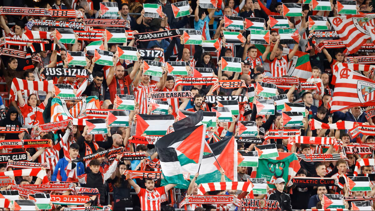 La grada de San Mamés, en una reivindicación en favor del pueblo palestino.