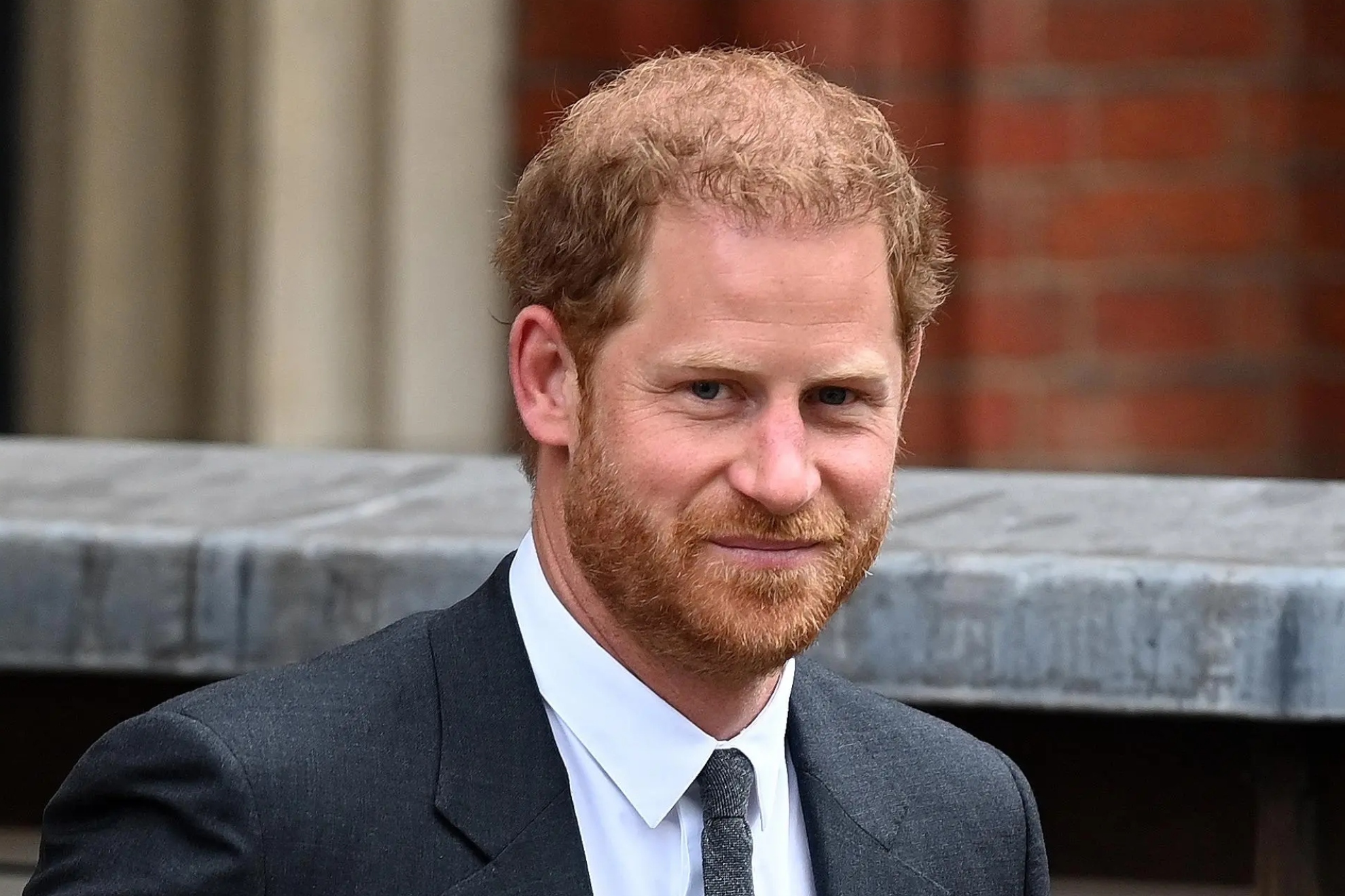 Una mujer que consideran ‘obsesionada’ con la realeza se acercó peligrosamente al príncipe Harry
