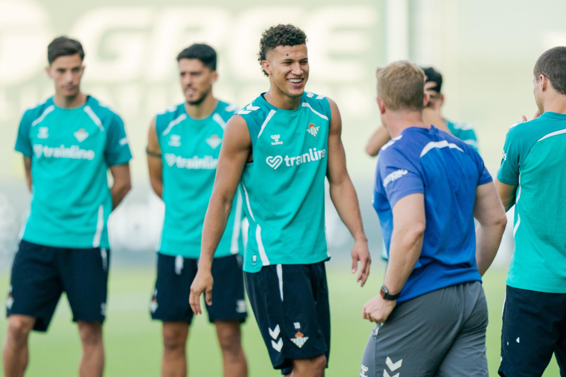 Nelson Deossa, principal novedad en el regreso al trabajo del Betis