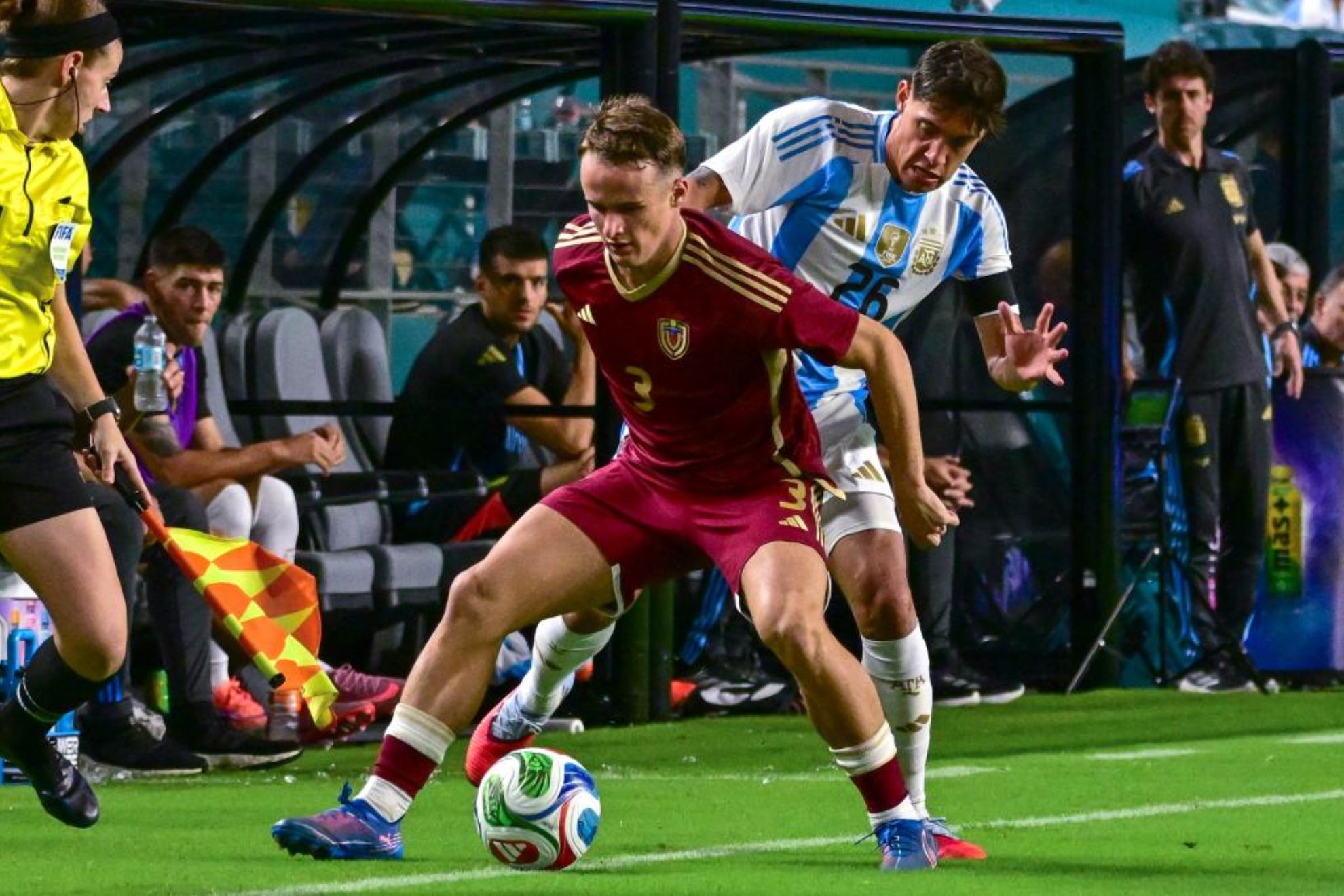 Molina, con Argentina ante Venezuela.