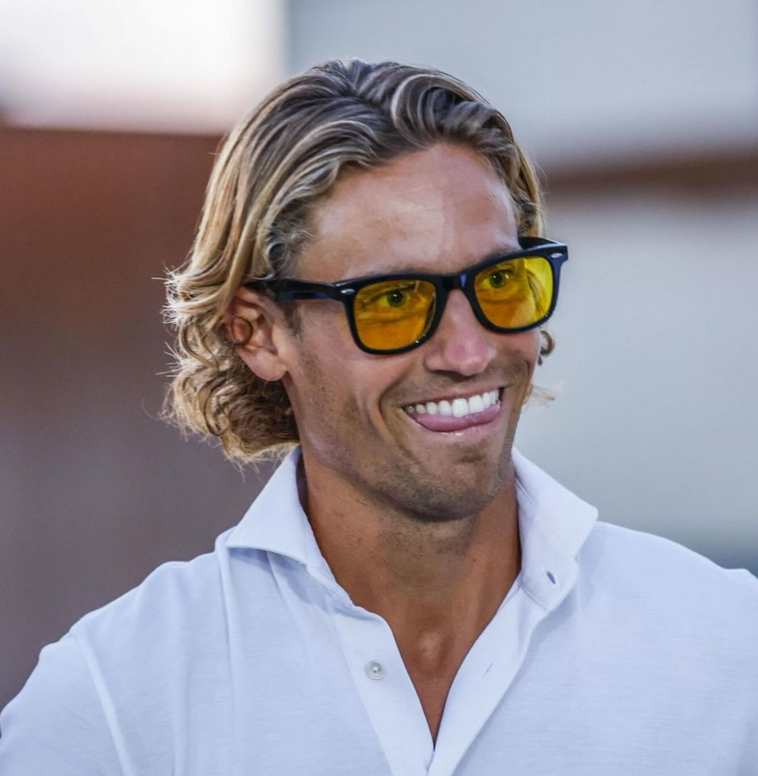 Haaland y otras estrellas del fútbol apoyan a Marcos Llorente tras "aclarar el tema de las gafas"