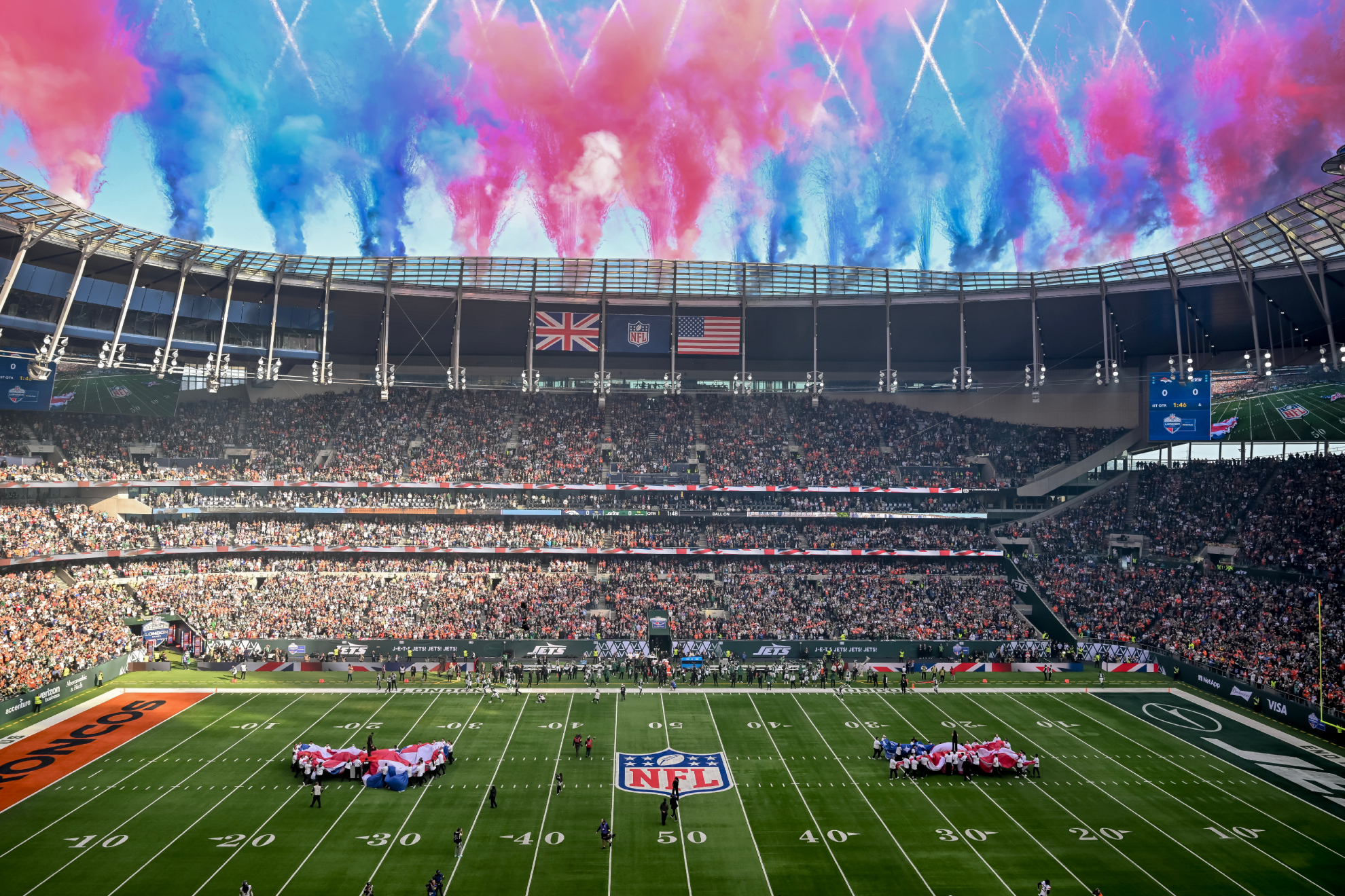 Partido entre los Denver Broncos y los New York Jets en el Tottenham Hotspur Stadium de Londes.