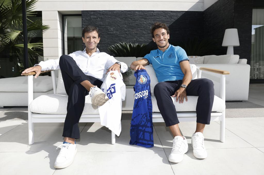 Entrevista con Luis Milla padre e hijo en su casa.