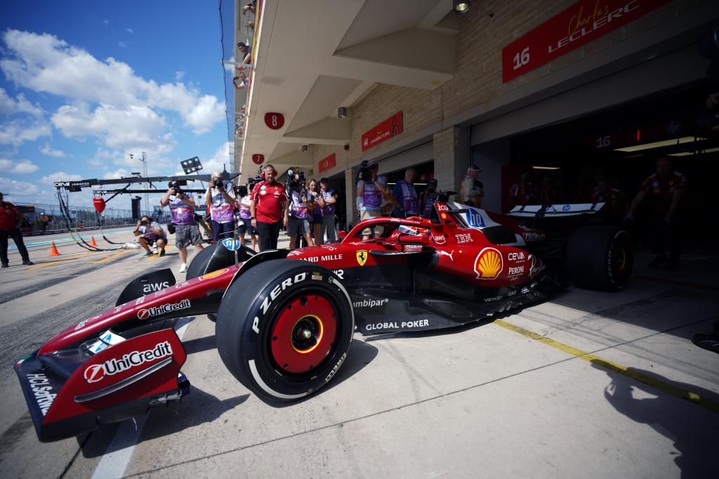 Leclerc sale del box.