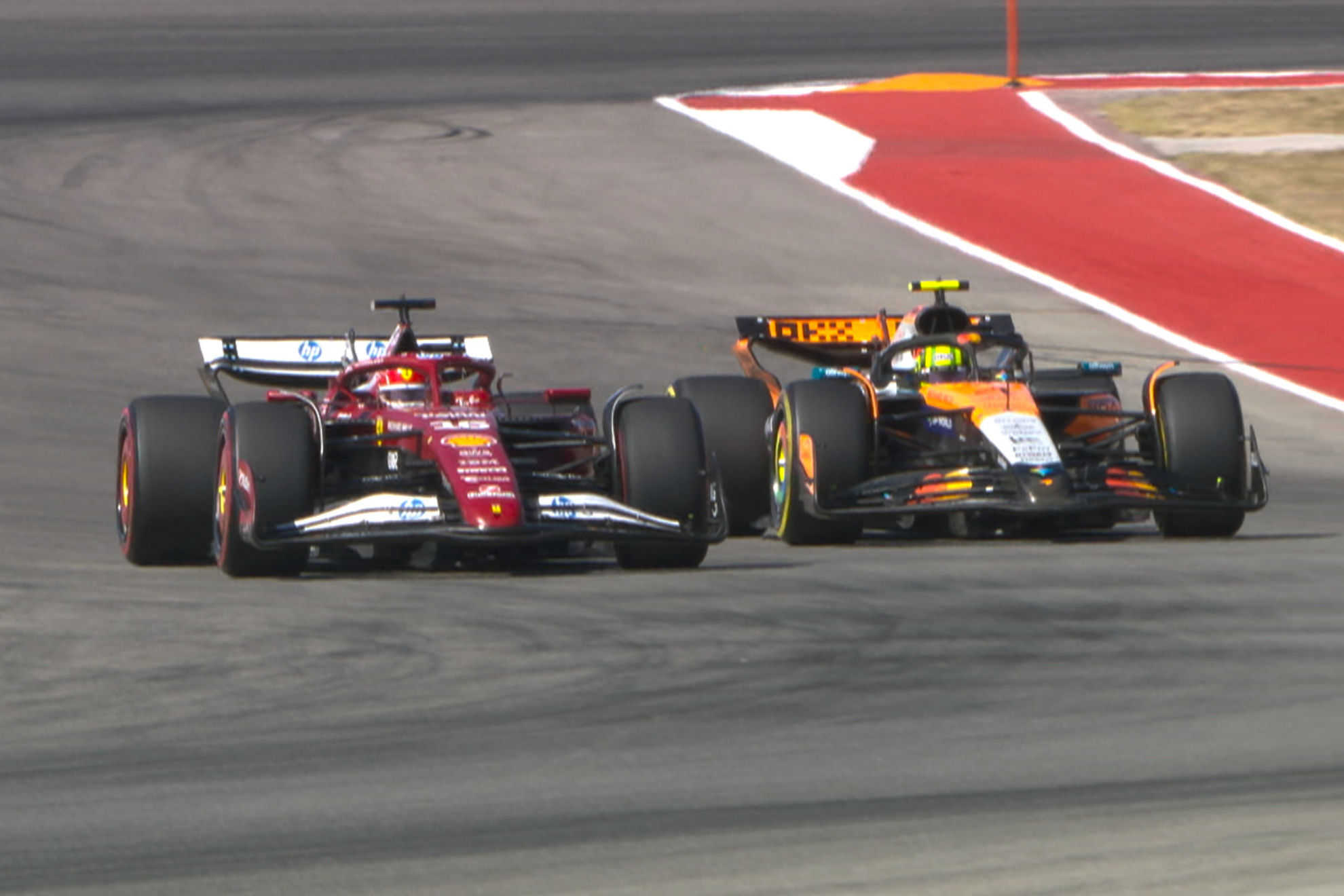 Leclerc y Norris, en paralelo.