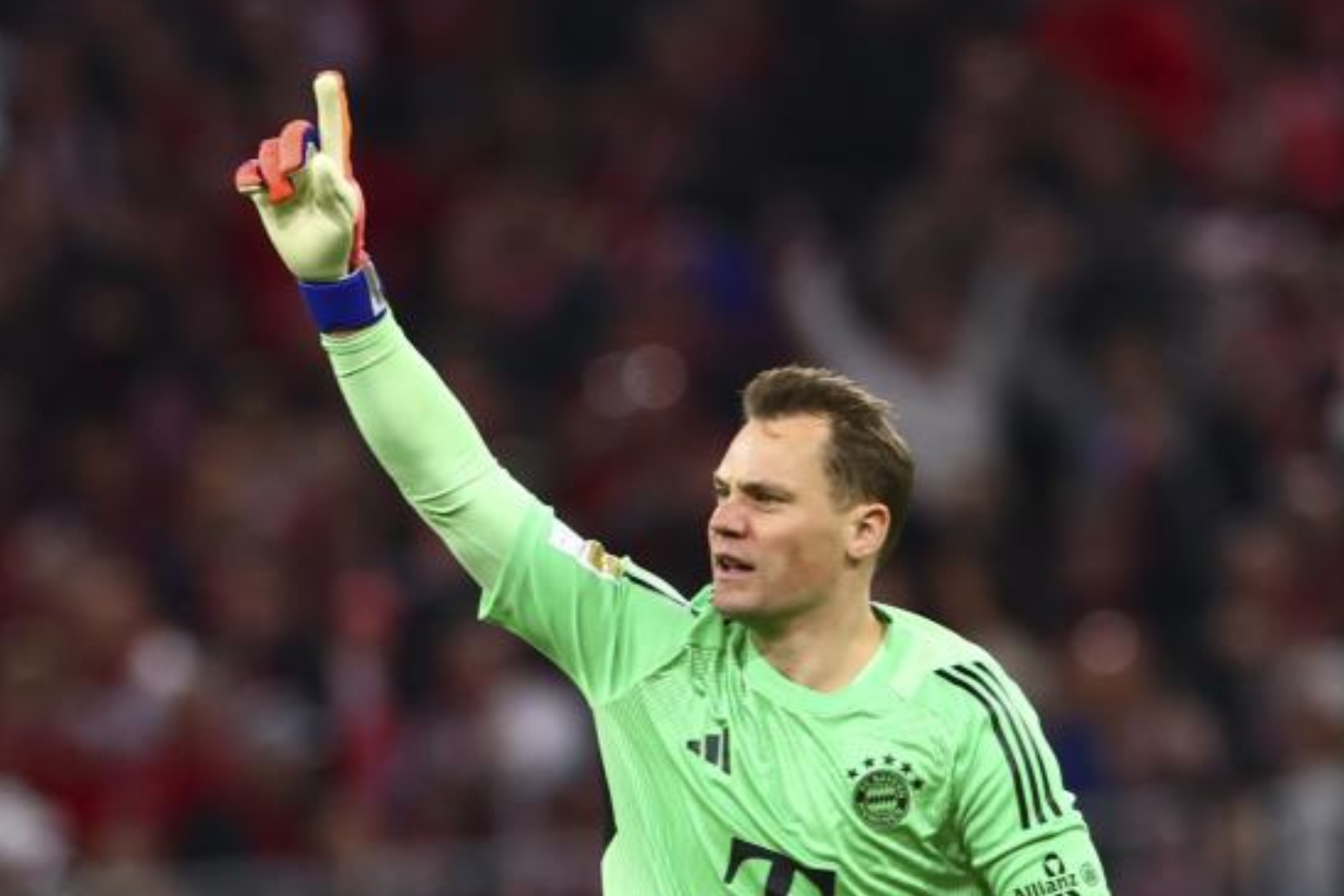 Manuel Neuer en el partido contra el Borussia Dortmund