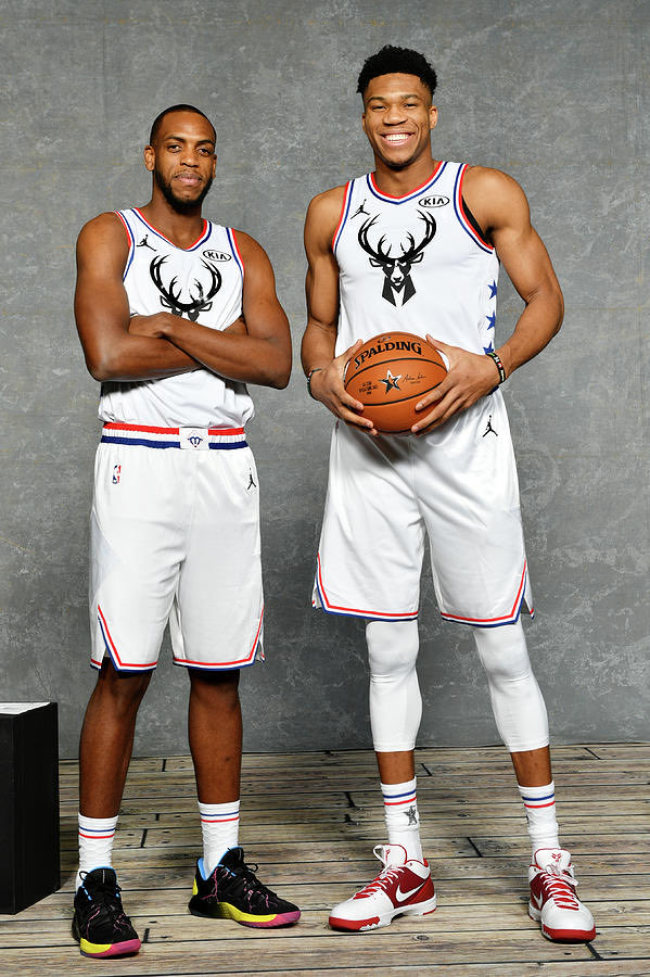 Khris Middleton y Giannis Antetokounmpo (MIlwaukee Bucks).