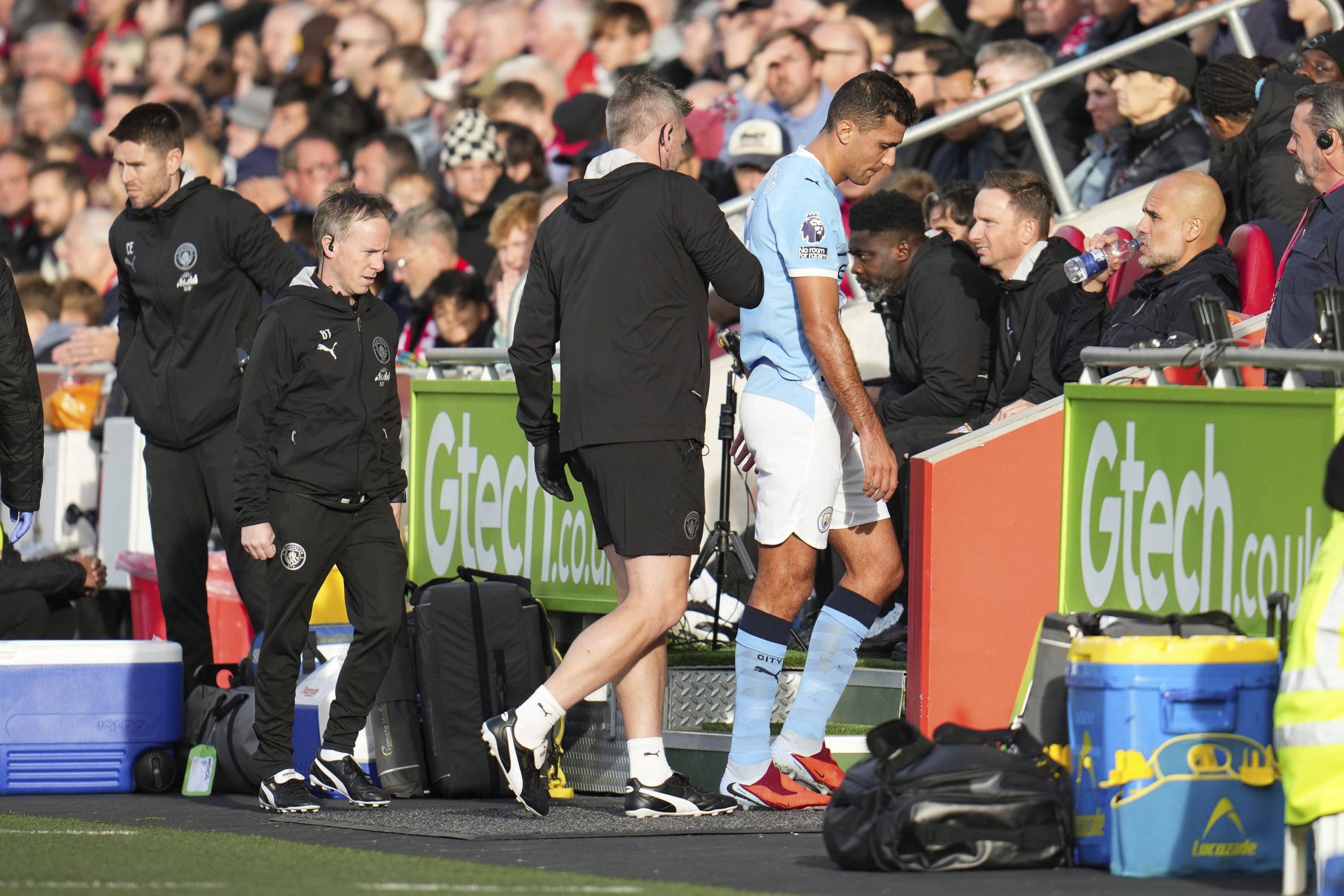 Guardiola: "Rodri hora se va a recuperar bien y volverá bien"