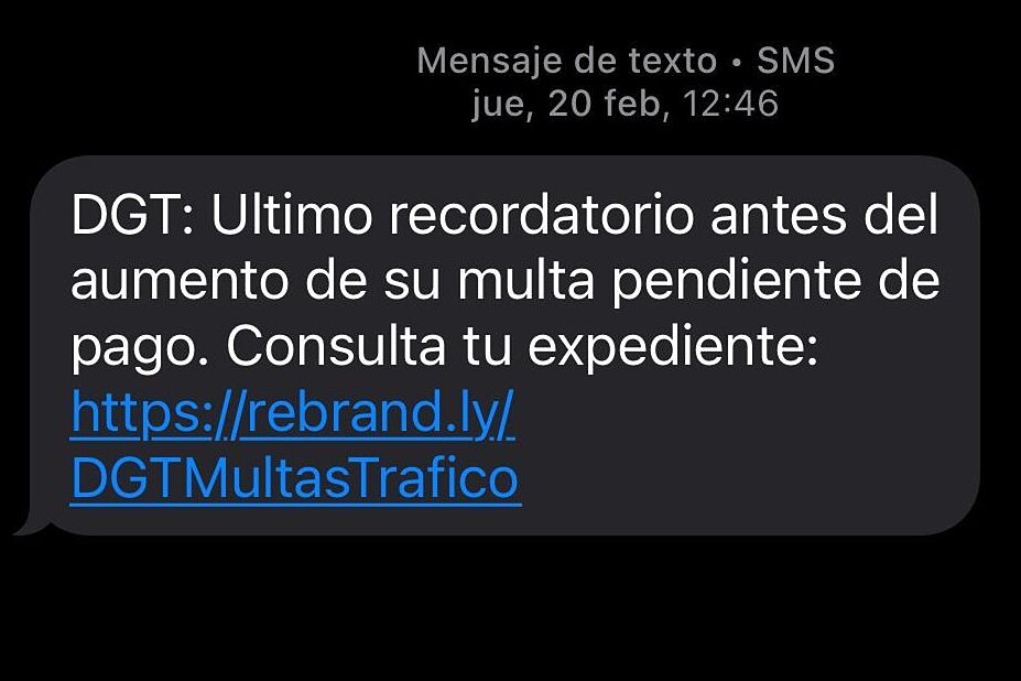 La DGT da la voz de alarma sobre el fraude por SMS de las multas falsas