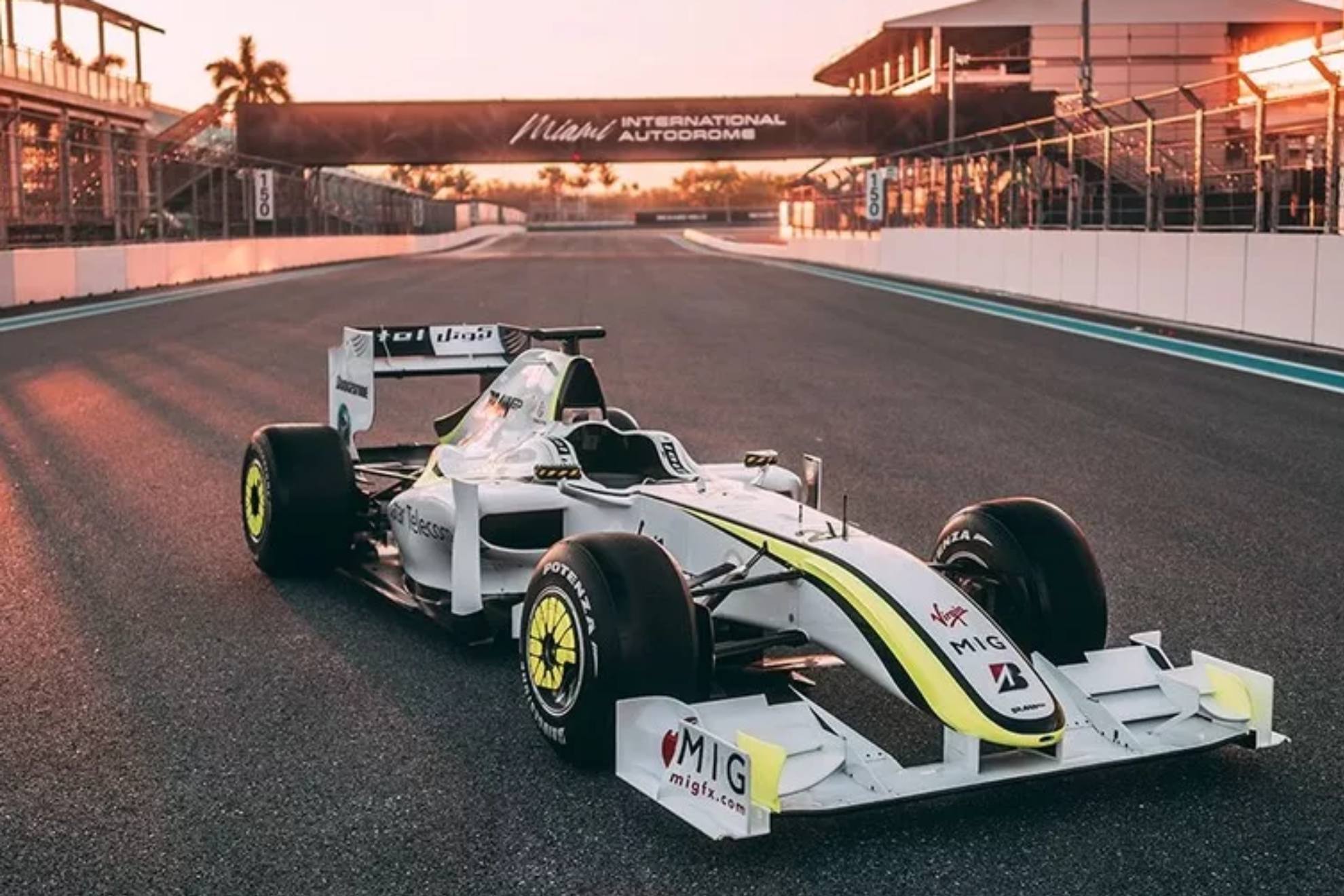 El BAR Honda de Jenson Button, en la recta del circuito de Miami