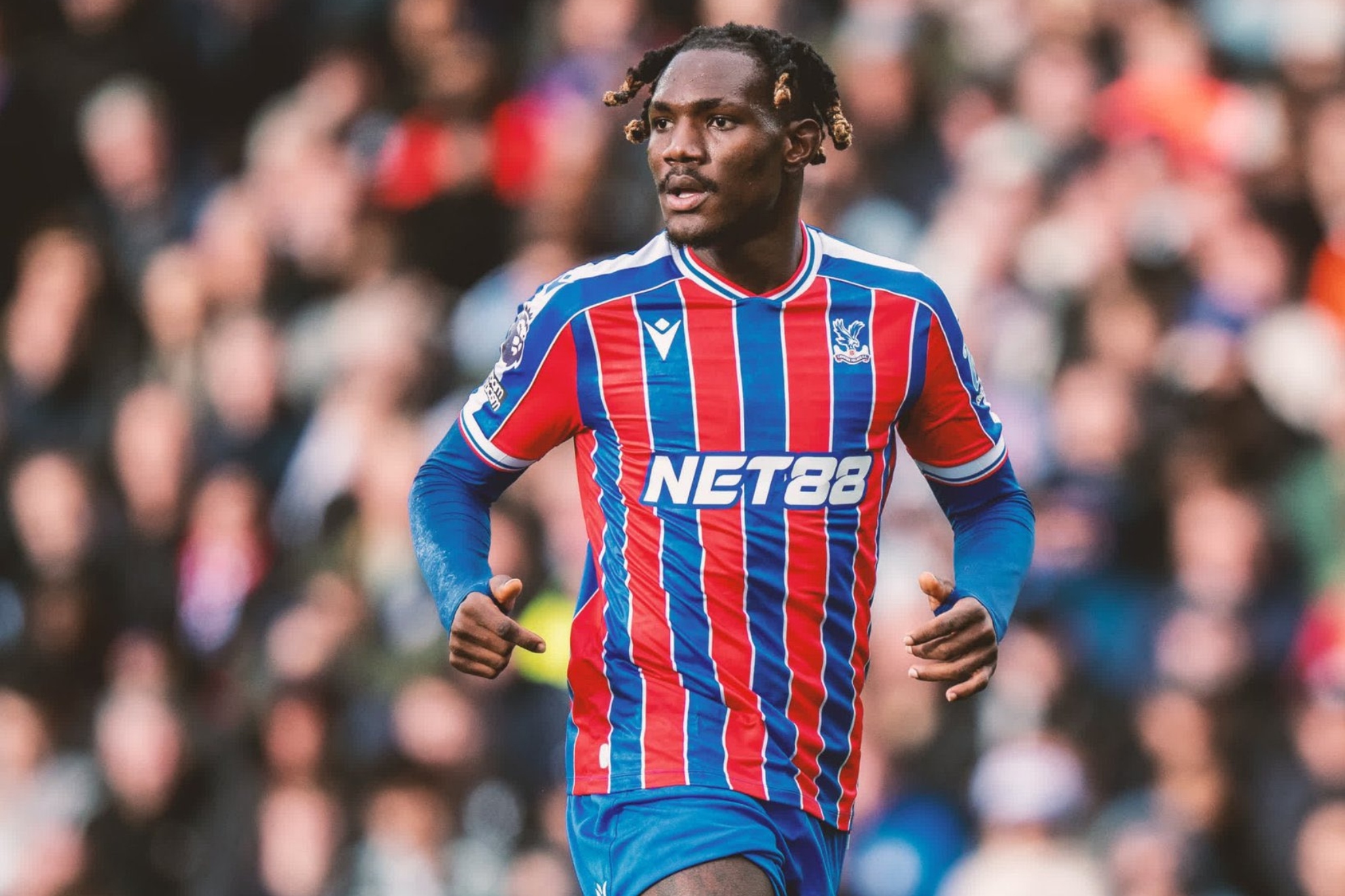Christantus Uche no termina de arrancar en el Palace