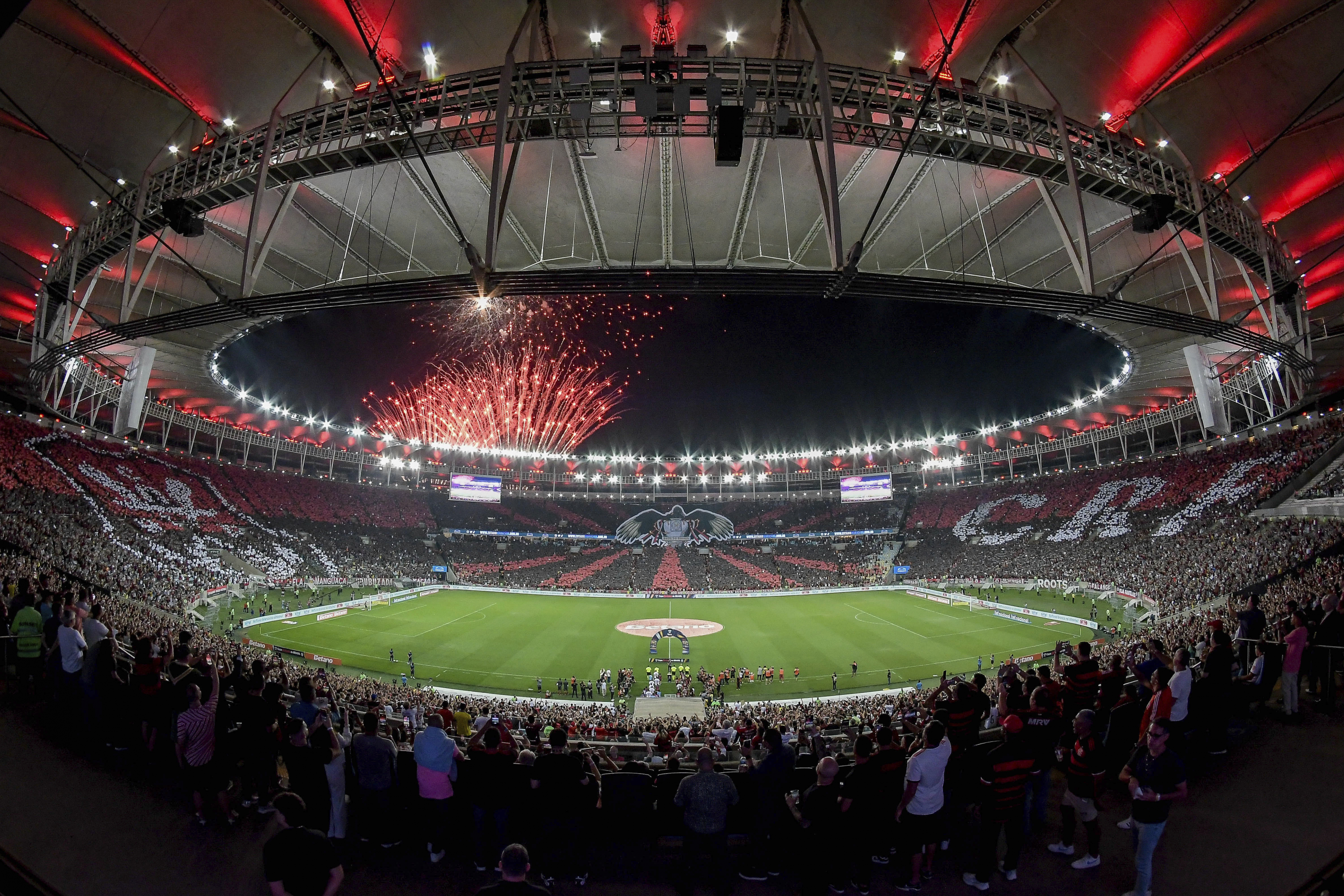 Panorámica de Maracaná durante un partido del Flamengo en el campeonato Brasileirao.