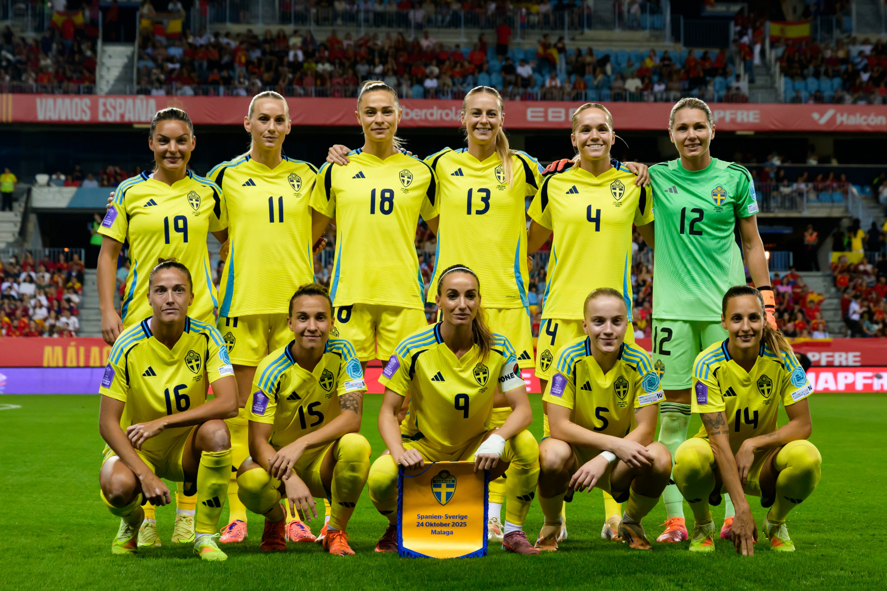 Once inicial de Suecia contra España en La Rosaleda
