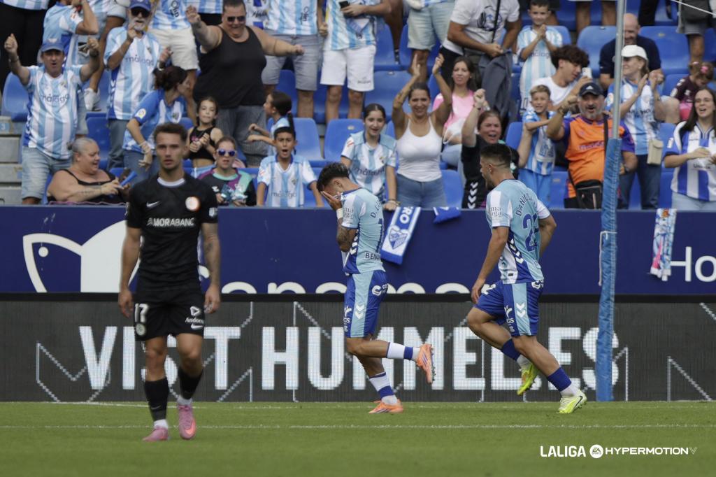 Larrubia llora tras marcar al Andorra, su primer gol de la temporada