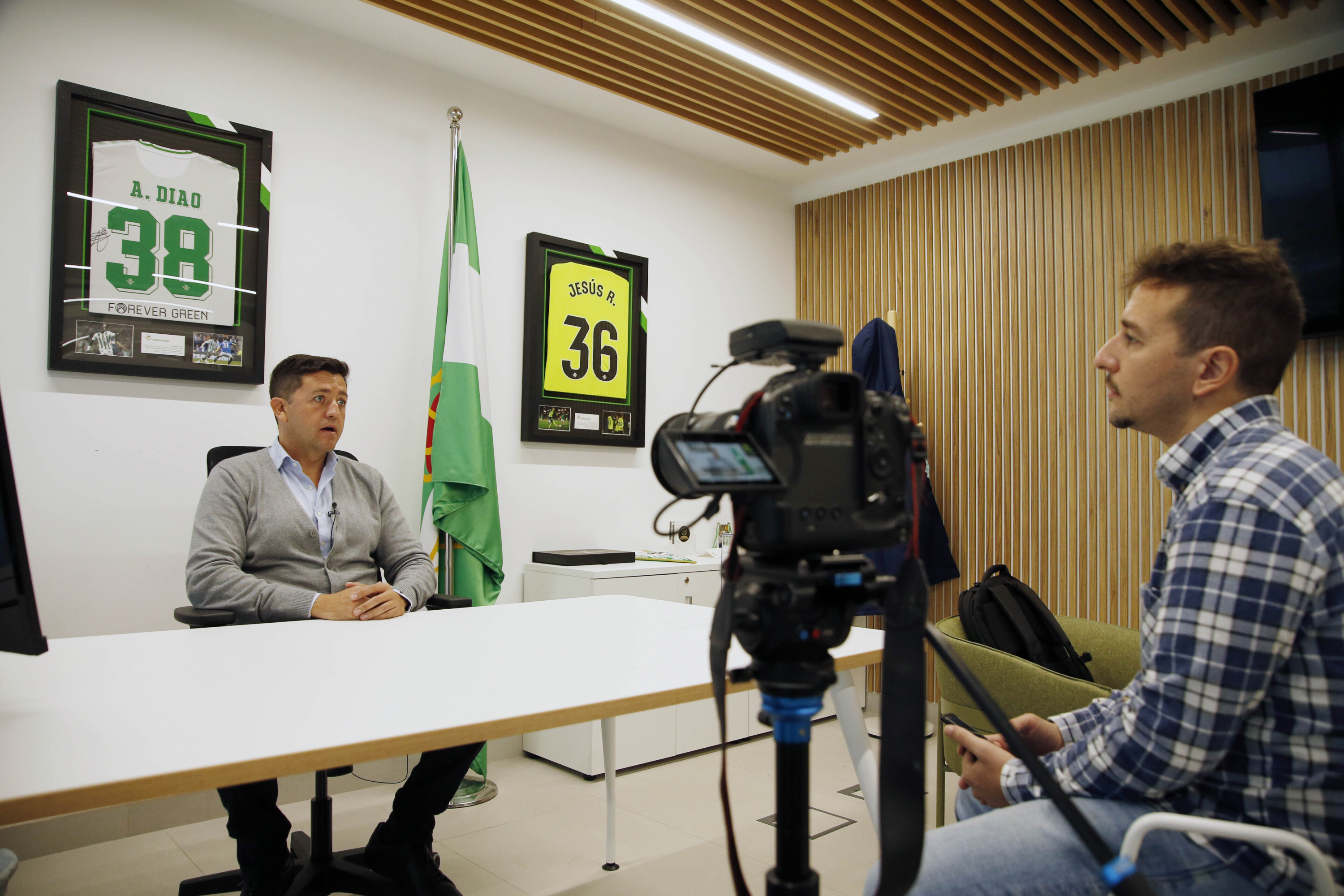 Miguel Calzado charla con MARCA