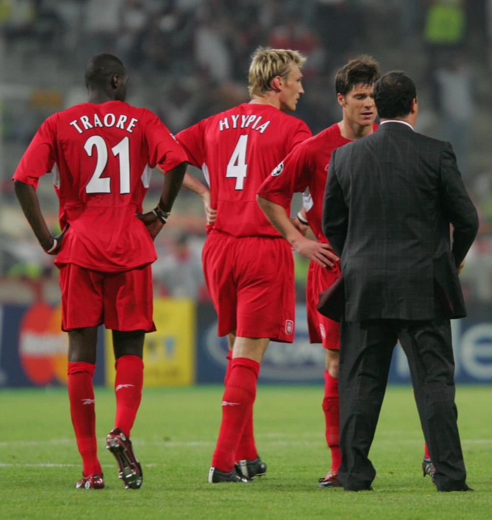 BENITEZ HABLA CON SUS JUGADORES ANTES DE LA PRORROGA