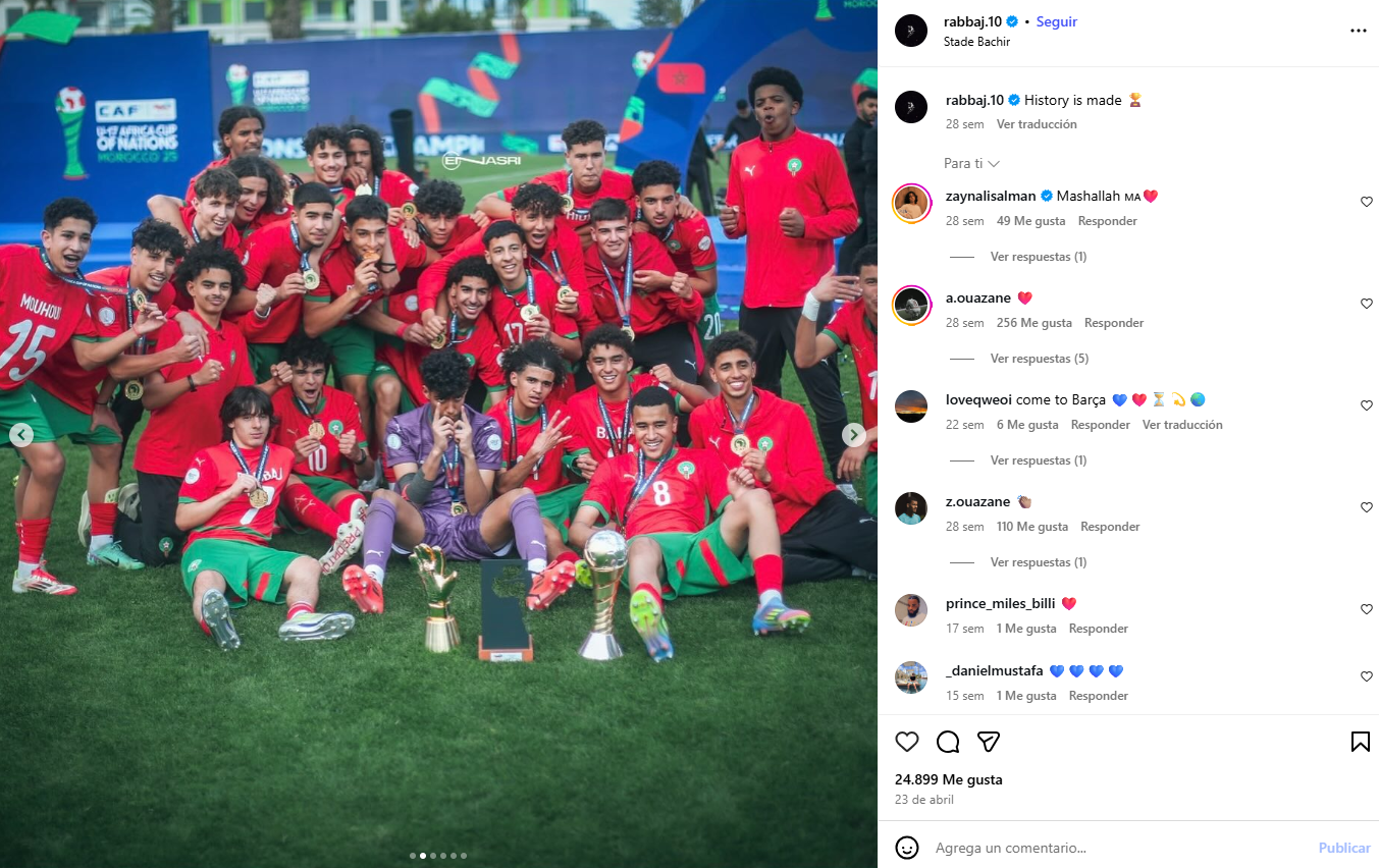 Ibrahim Rabbaj celebra la conquista de la Copa África sub 17.