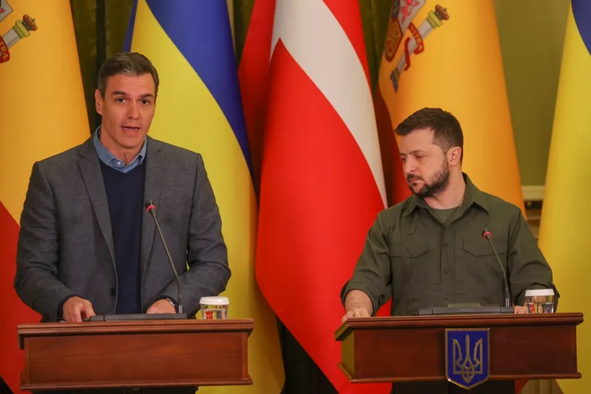 Zelenski en su primera visita España junto a Pedo Sánchez.
