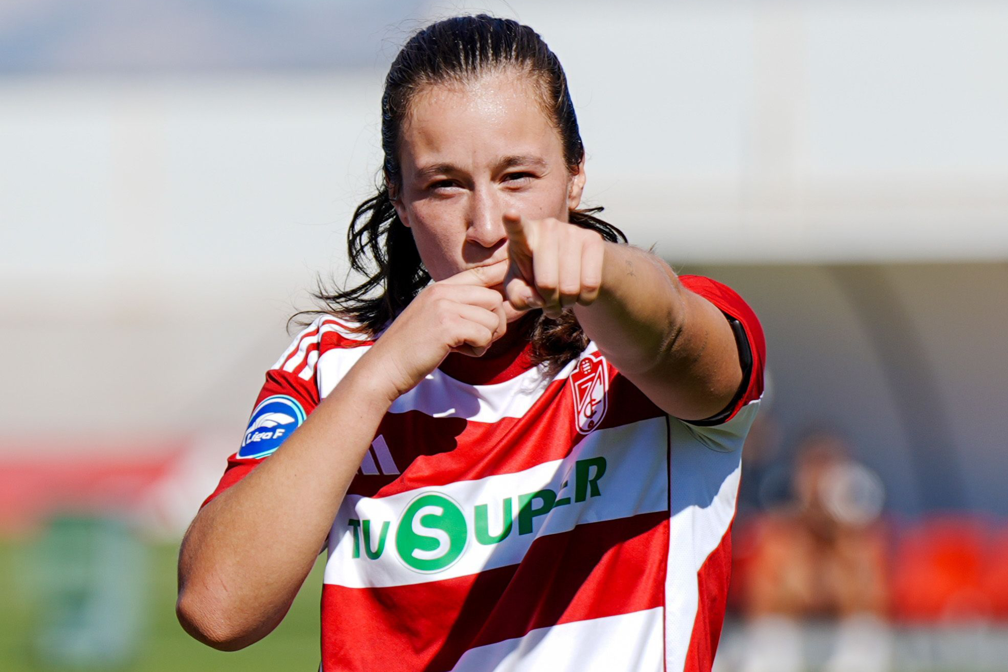 Sonya Keefe es la bomba "Hay que trabajar mucho porque nadie regala nada"