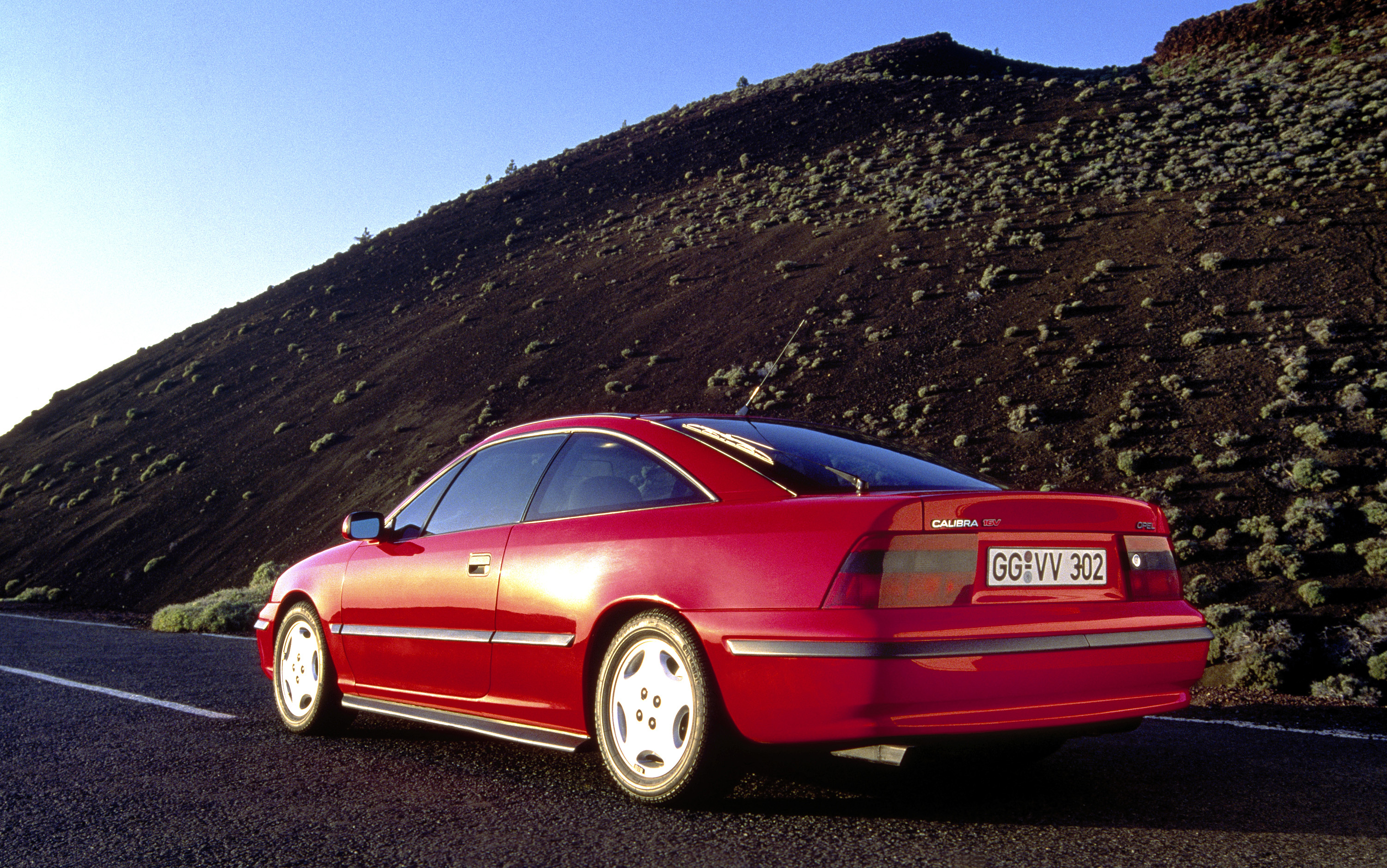 A silhueta do Calibra sempre foi muito atraente.