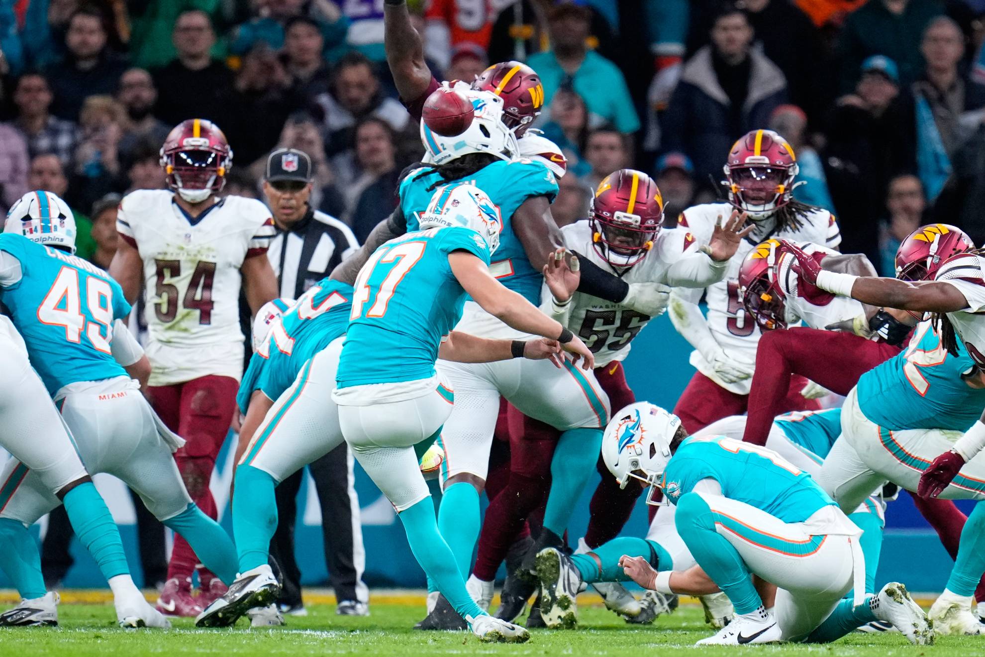Imagen del partido entre los Commanders y los Dolphins en el Bernabéu.