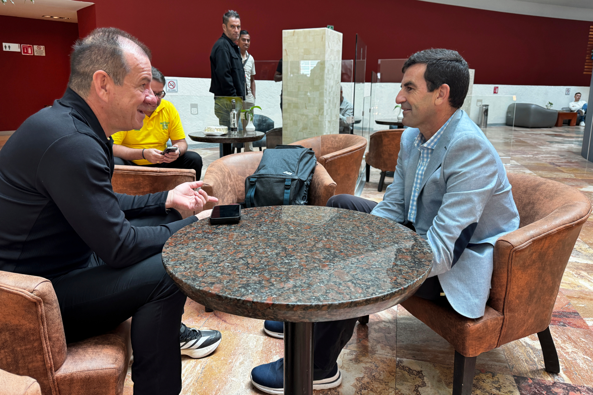 Dunga, con el redactor de MARCA.