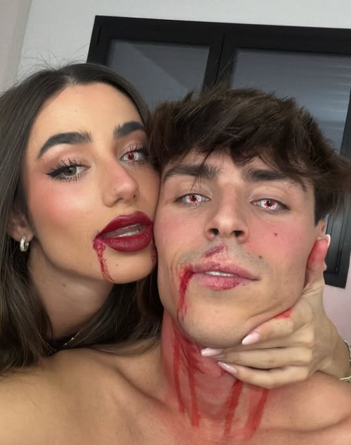 Lola Lolita y Alonso López en Halloween