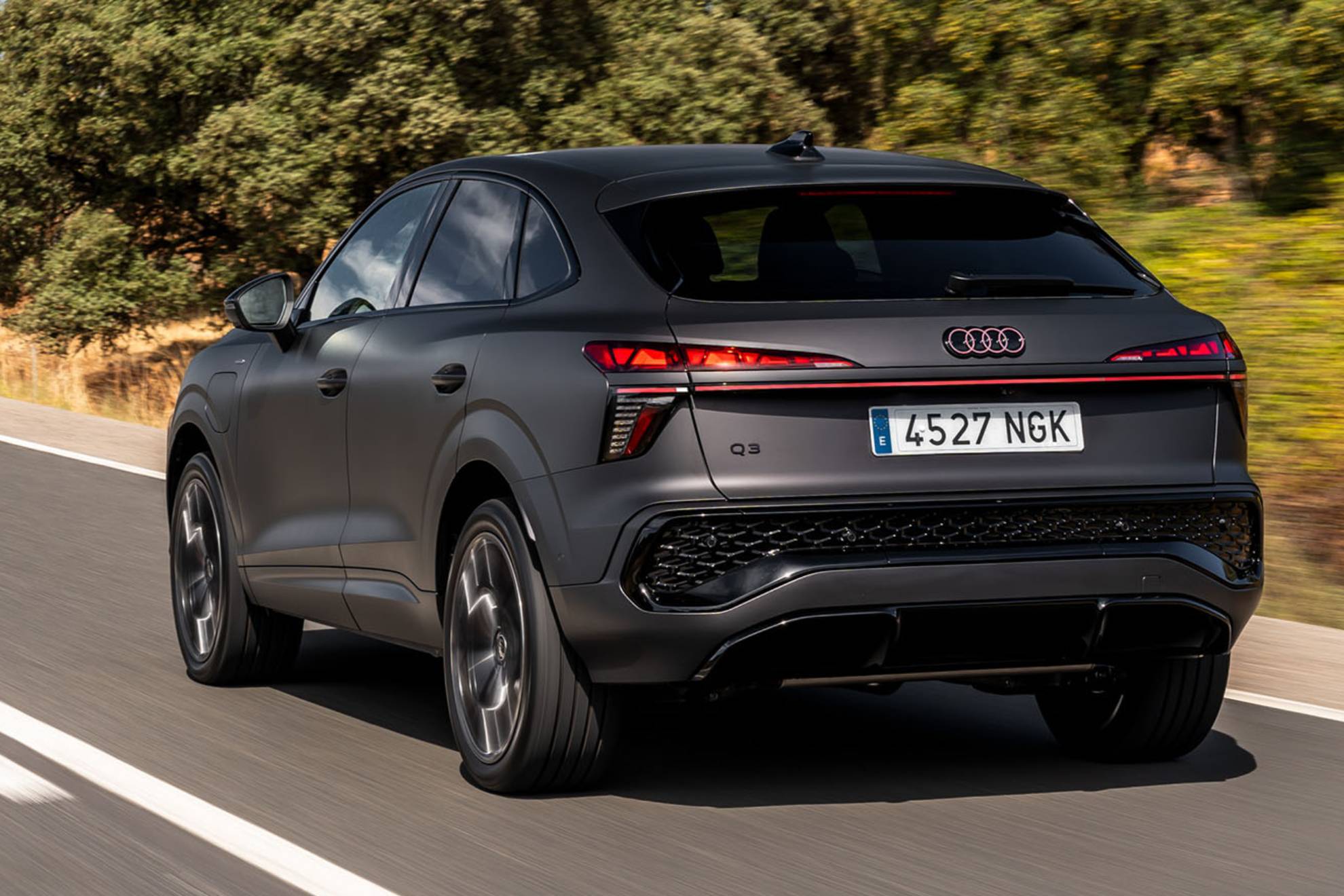 Audi_Q3 Sportback_001