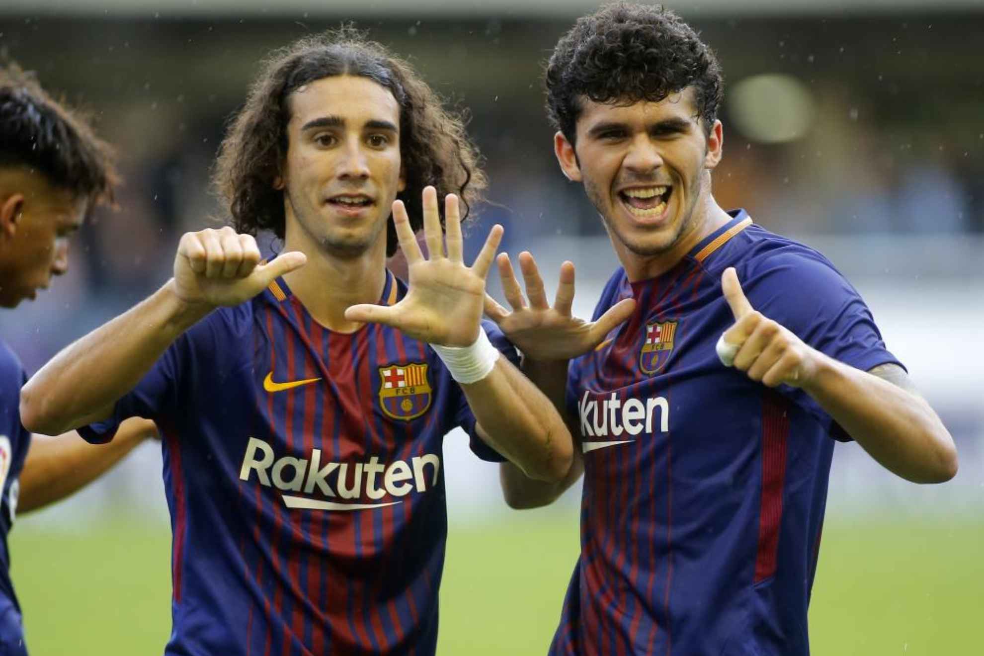 Marc Cucurella, junto a Aleñà en un partido del Barça Atlétic en 2017.