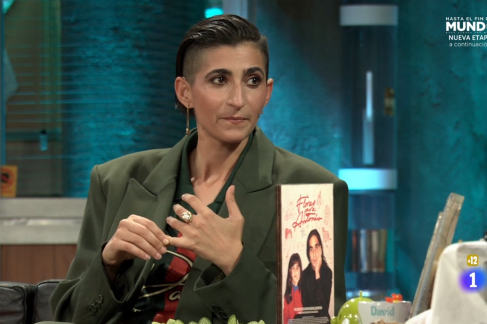 Alba Flores responde a esta vieja pregunta clásica con David Broncano