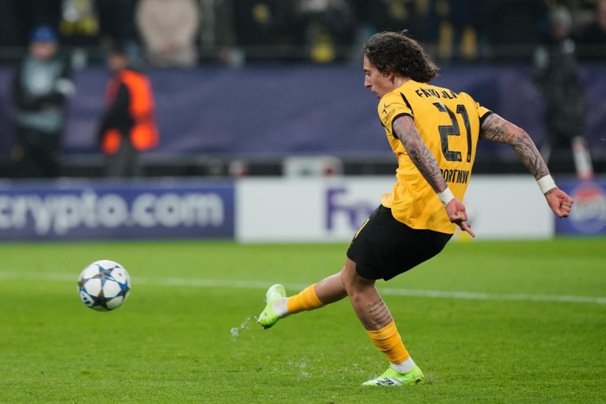Fábio Silva Eyes World Cup Dream as BVB Minutes Dry Up - Borussia Dortmund news