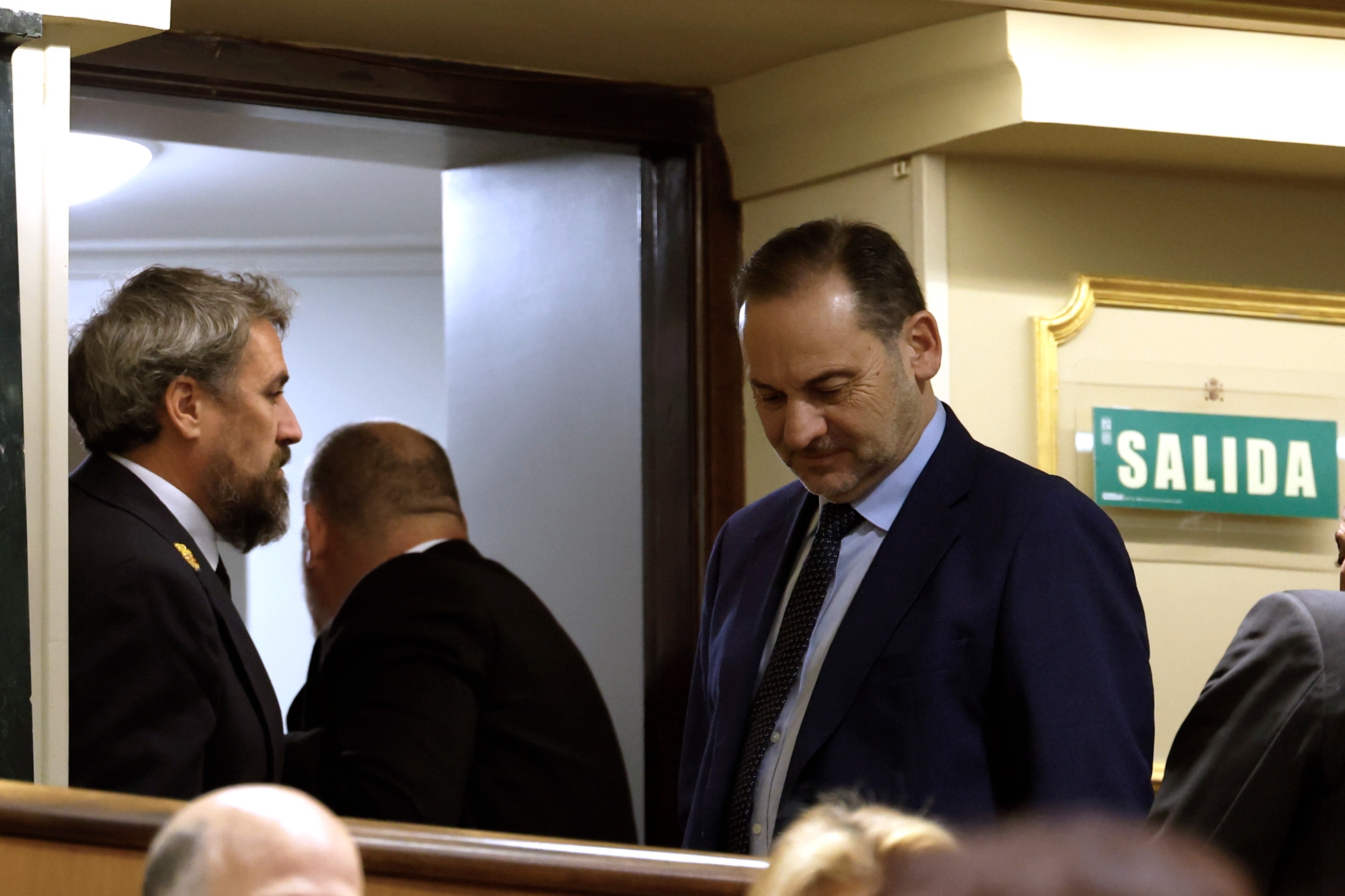 Ábalos pierde la indemnización de 100.000 euros que otorga el Congreso al  entrar en prisión provisional