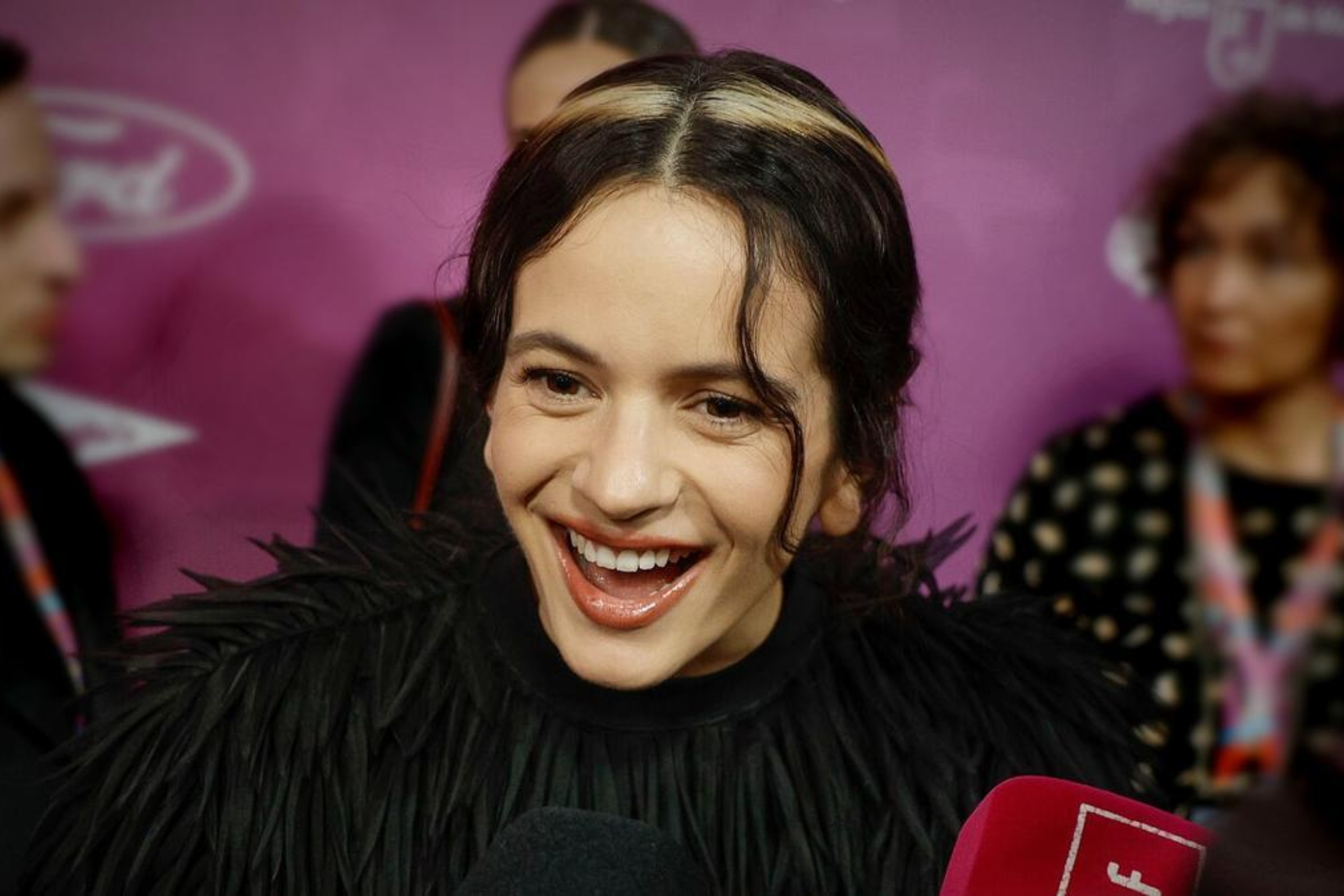 La locura por hacerse con una entrada para ver a Rosalía provoca que la artista no pueda ampliar fechas en España en su ‘LUX Tour’