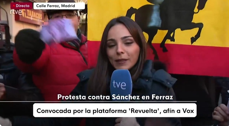 La reacción del presidente de RTVE tras ver cómo una reportera suya es ...