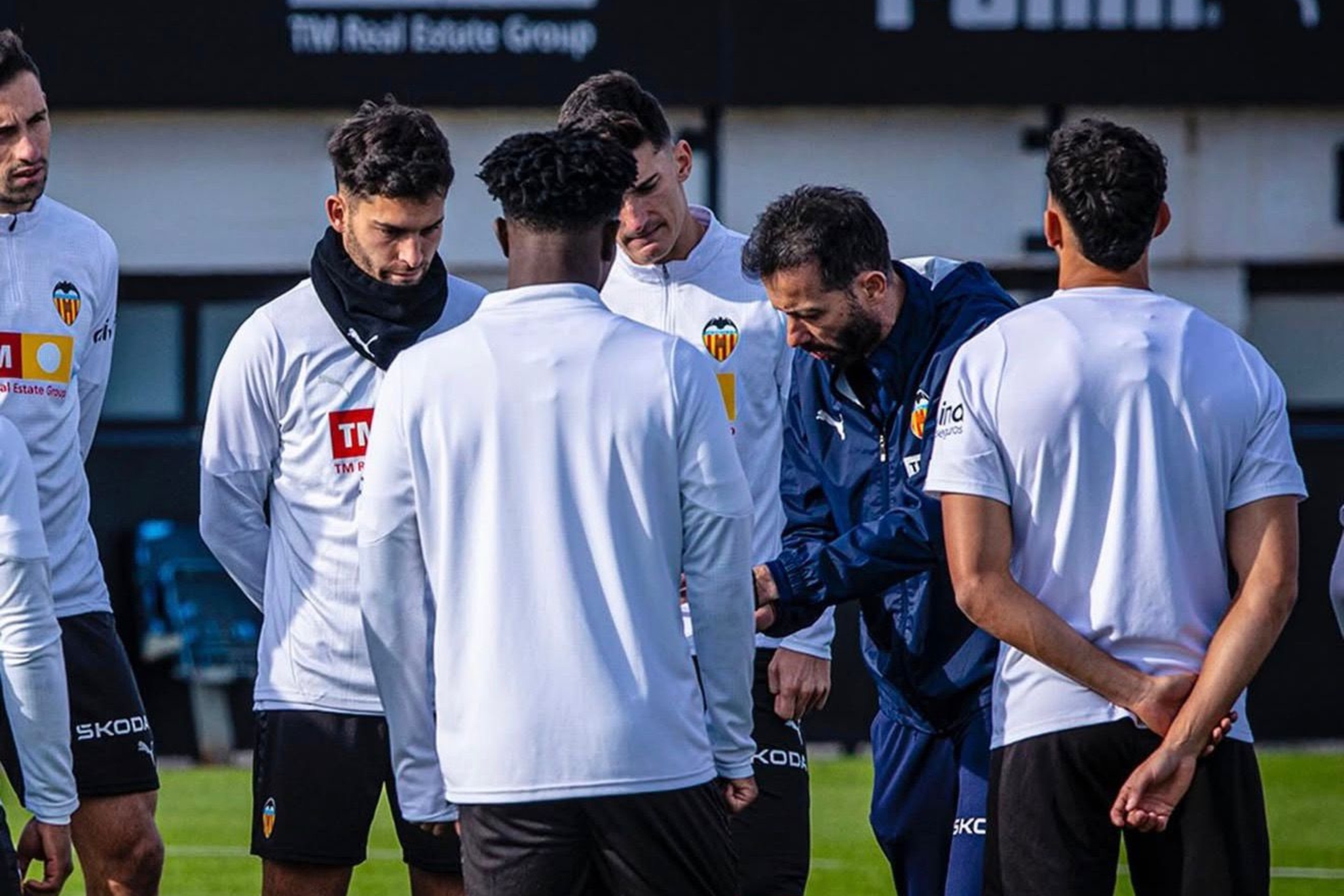 Carlos Corberán durante un entrenamiento.