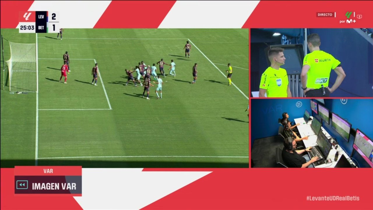 Gol anulado a Altimira ante el Levante