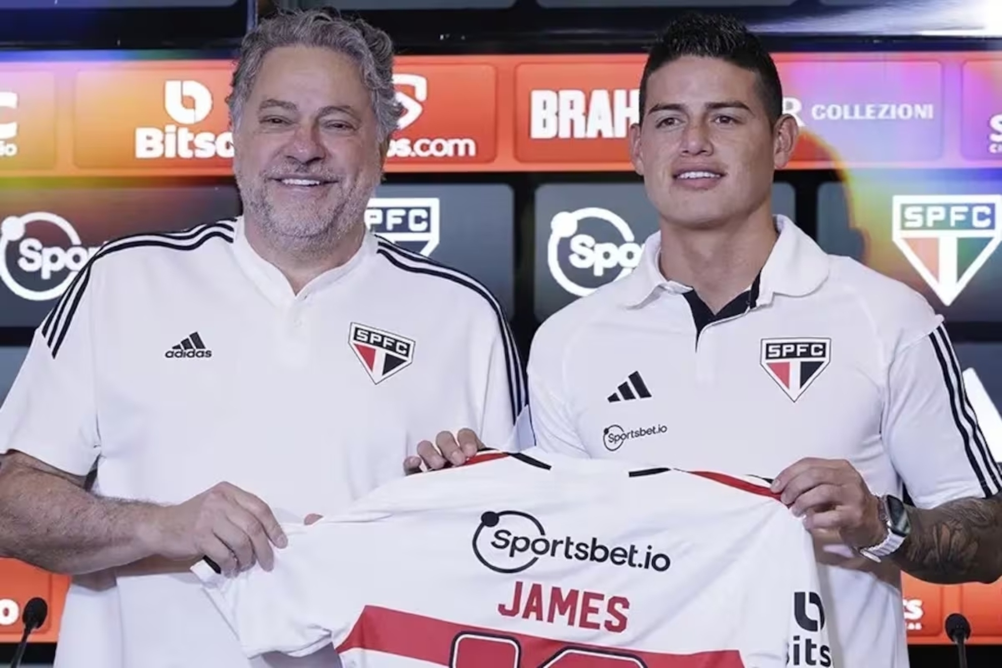 James Rodríguez recibe duras críticas del presidente del Sao Paulo y se acuerda de su lesión crónica.