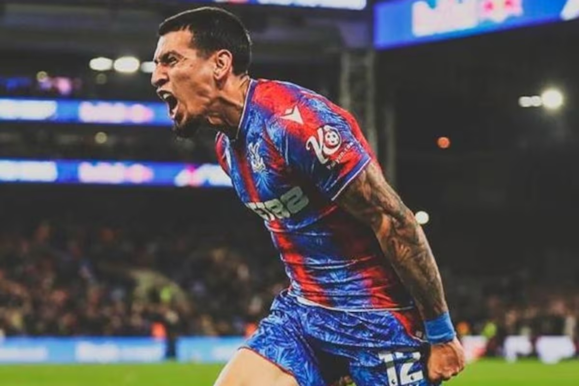 Daniel Muñoz, una de las revelaciones de la Premier League, interesa al Real Madrid.