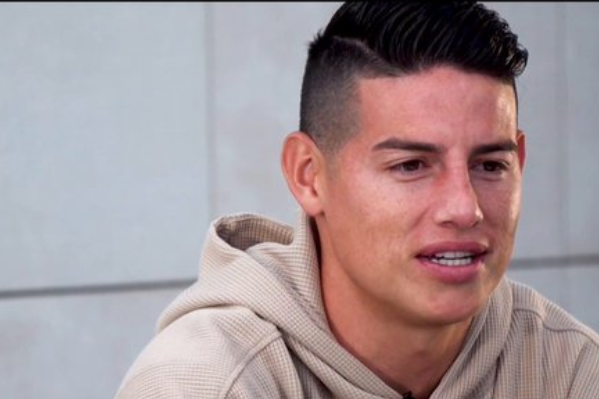 James Rodríguez dejó varias frases importantes en su entrevista con Edu Aguirre: Su retiro, el pique con Benítez y Ancelotti.