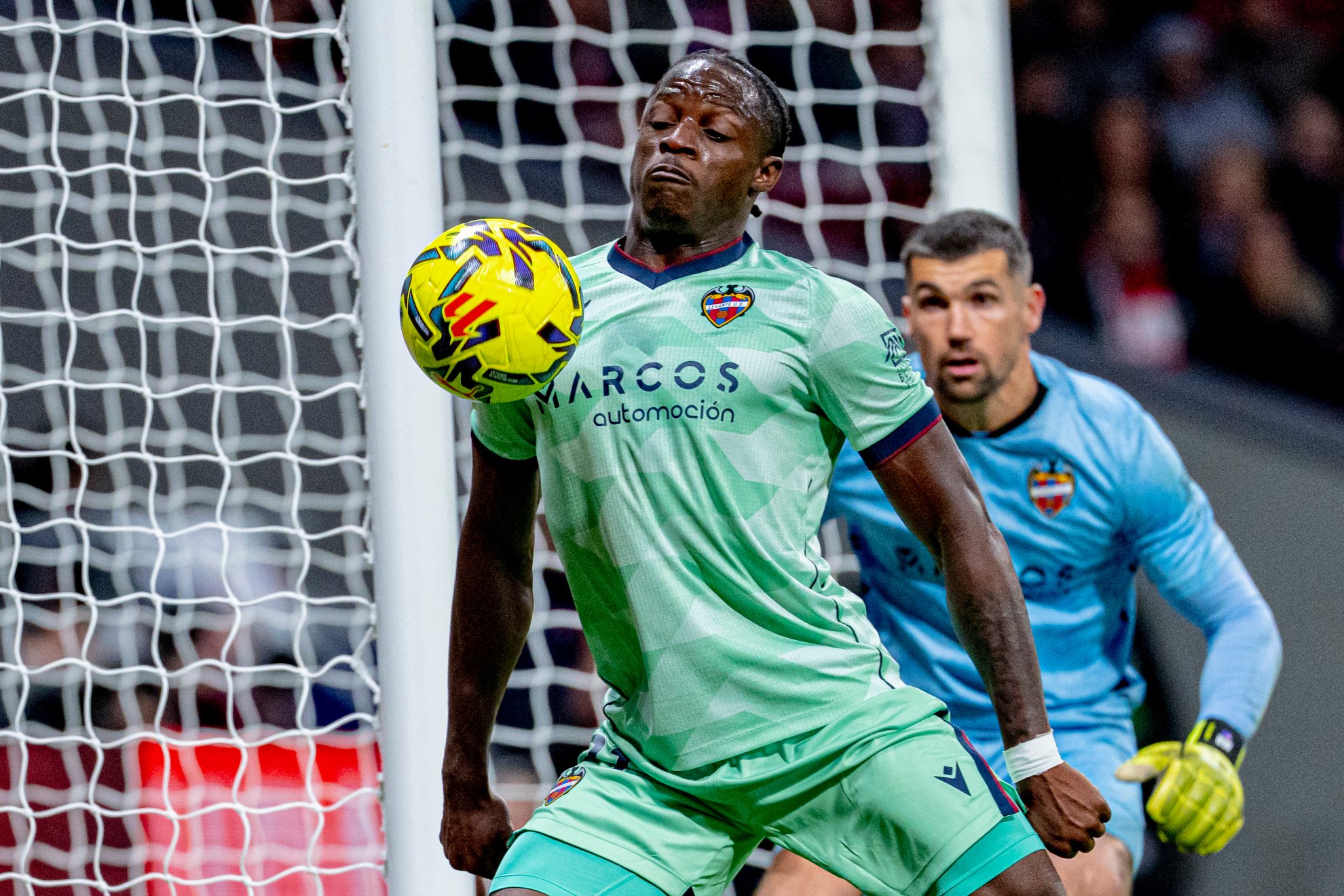 Etta Eyong en el partido contra el Atlético.