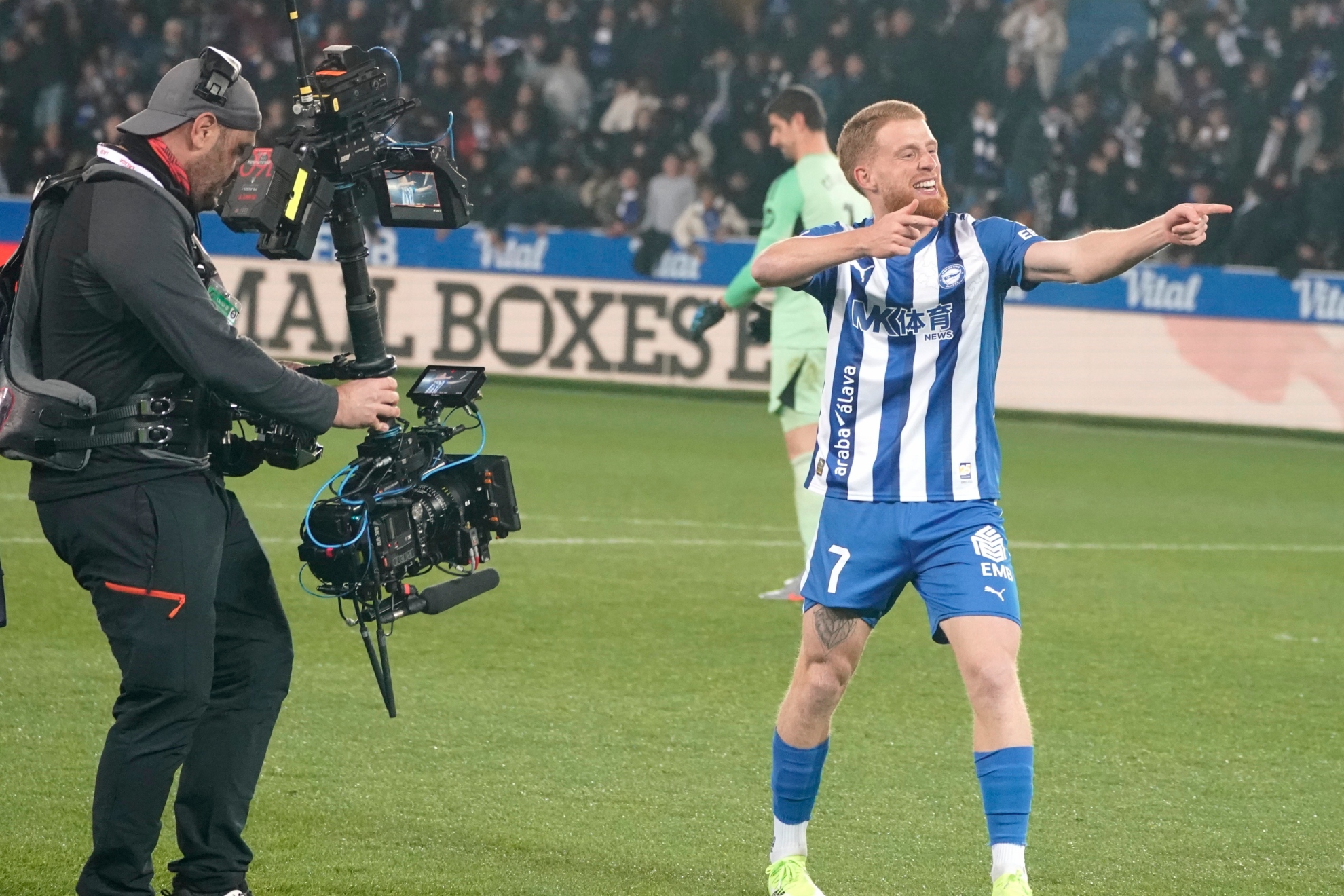 Carlos Vicente: From Bench to Bernabeu Hero in 60 Seconds - Deportivo Alavés news