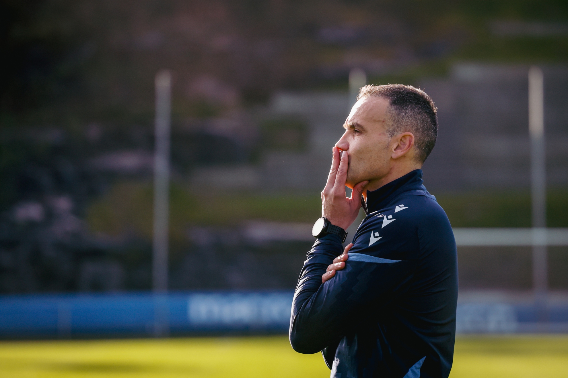 Sergio Francisco, pensativo en uno de sus últimos entrenamientos en Zubieta.