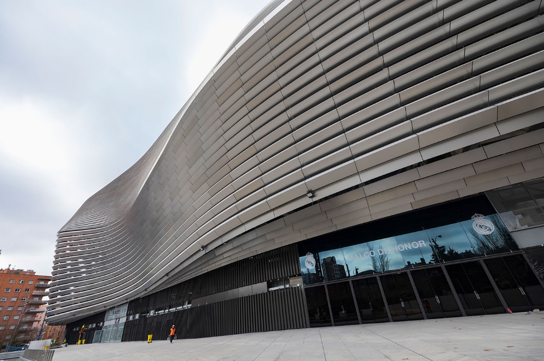 Exterior del Santiago Bernabéu.