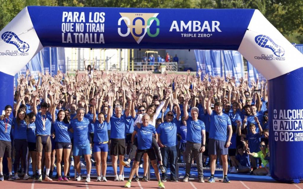 Miembros del Club Corredores antes de una carrera popular