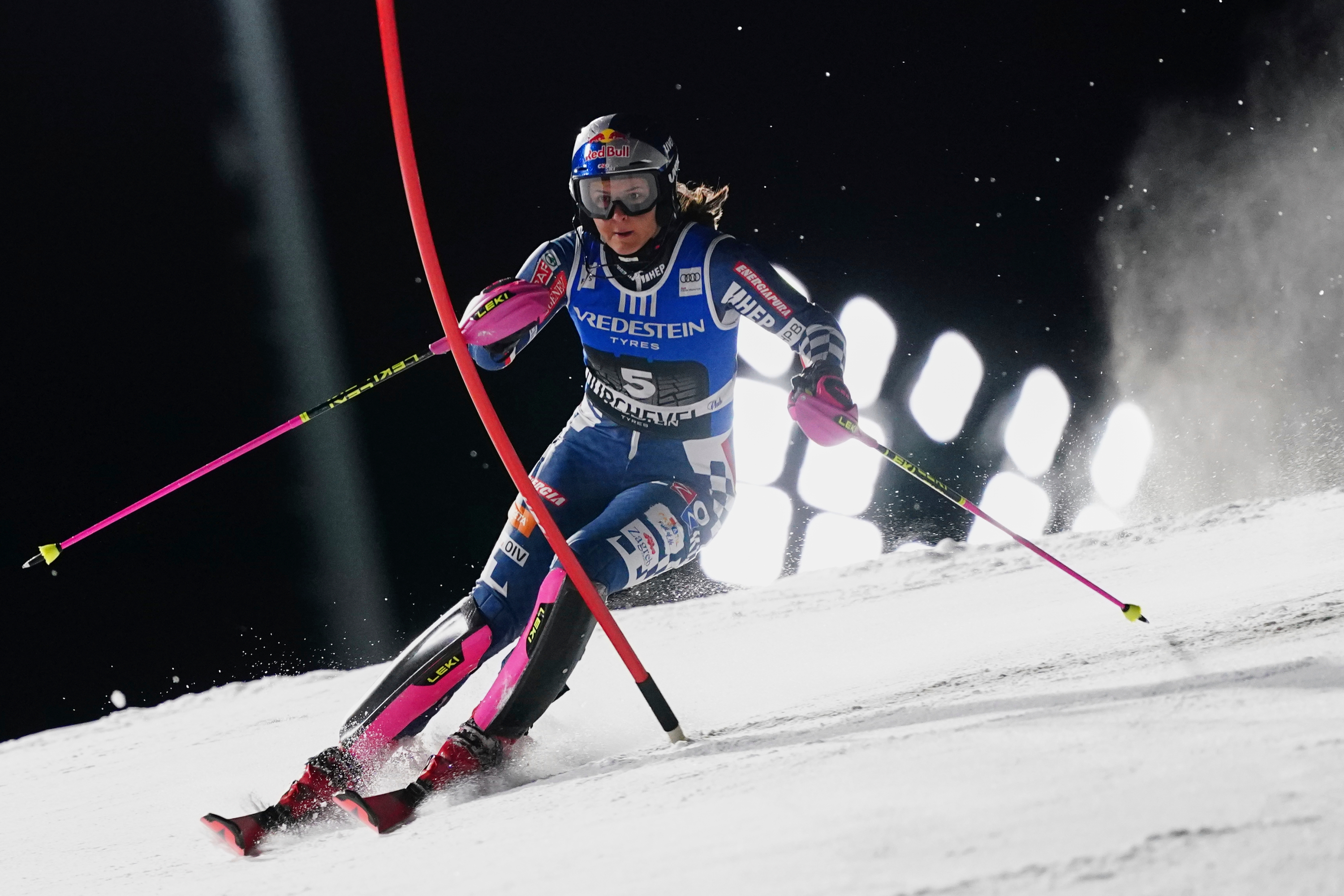 Zrinka Ljutic, ganadora del Globo de Cristal de la pasada temporada, se quedó fuera en la primera manga.