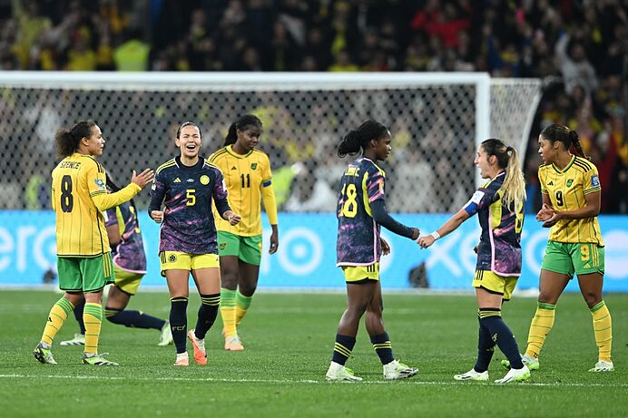 Colombia consiguió el pase a cuartos de final de l Mundial pro primera vez en su historia tras superar a Jamaica.