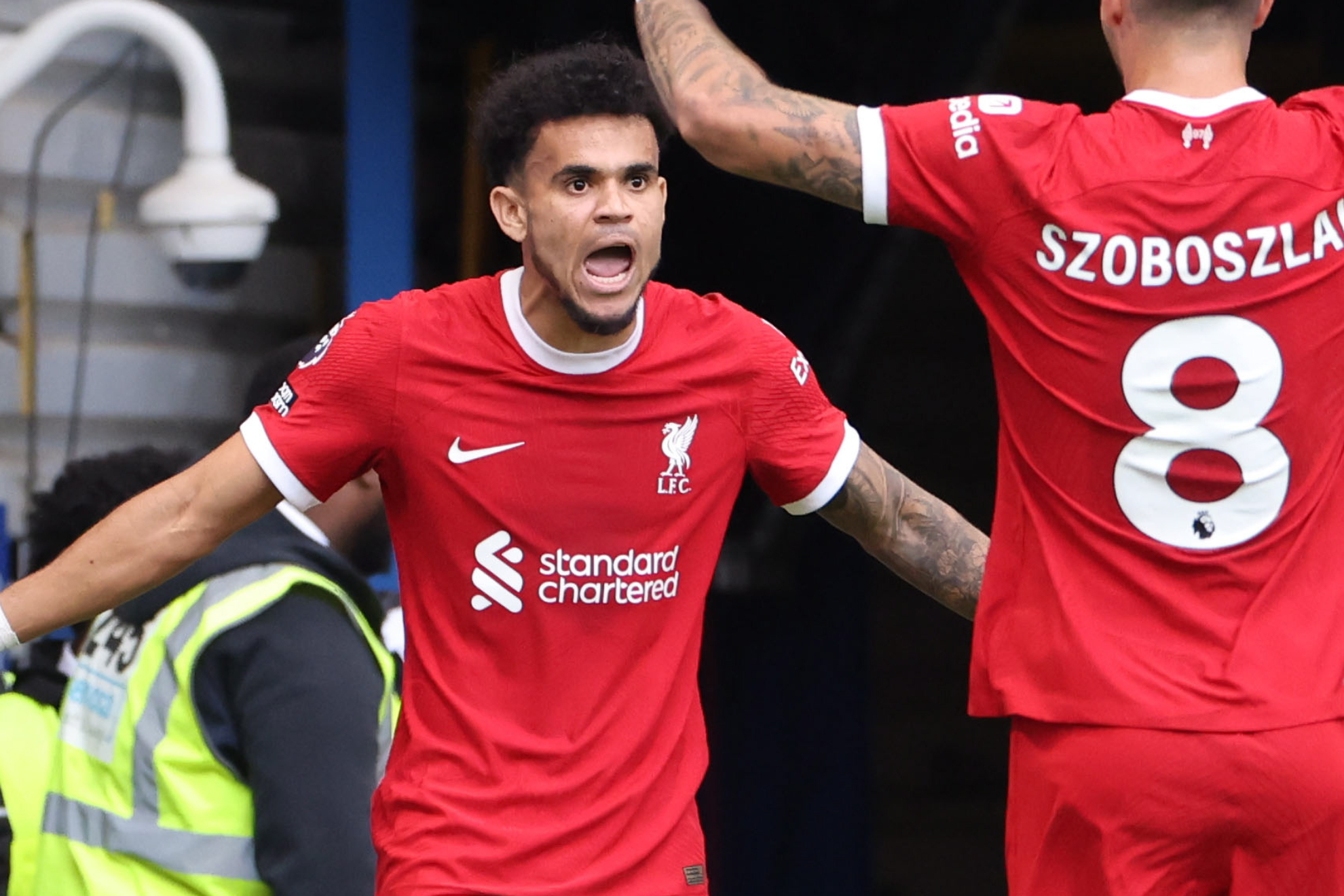 Luis Díaz empezó encendido con Liverpool: gol y partidazo en estreno de la Premier League 2023-24